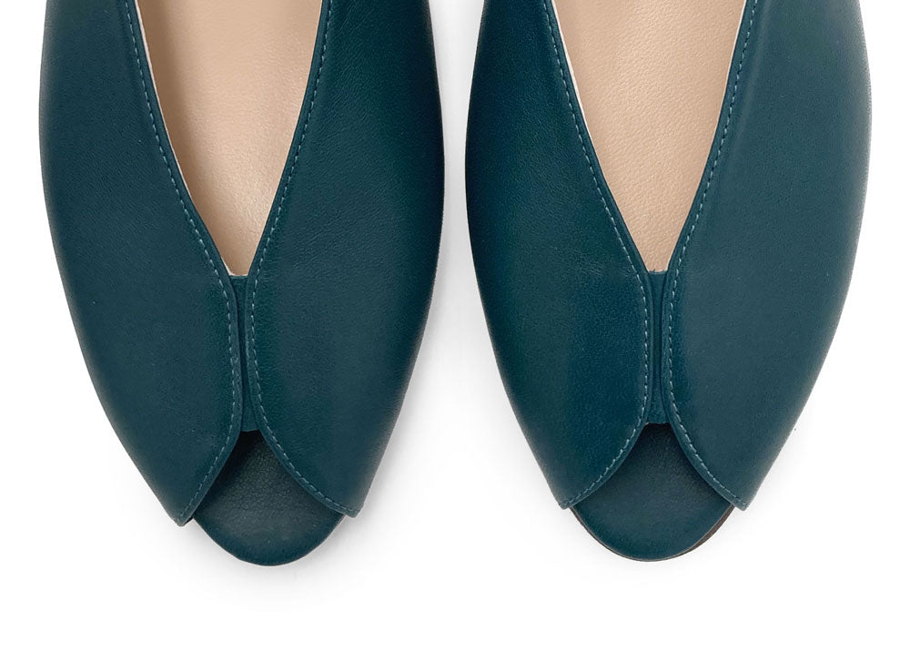 Slingbacks open toe en cuir bleu pétrole