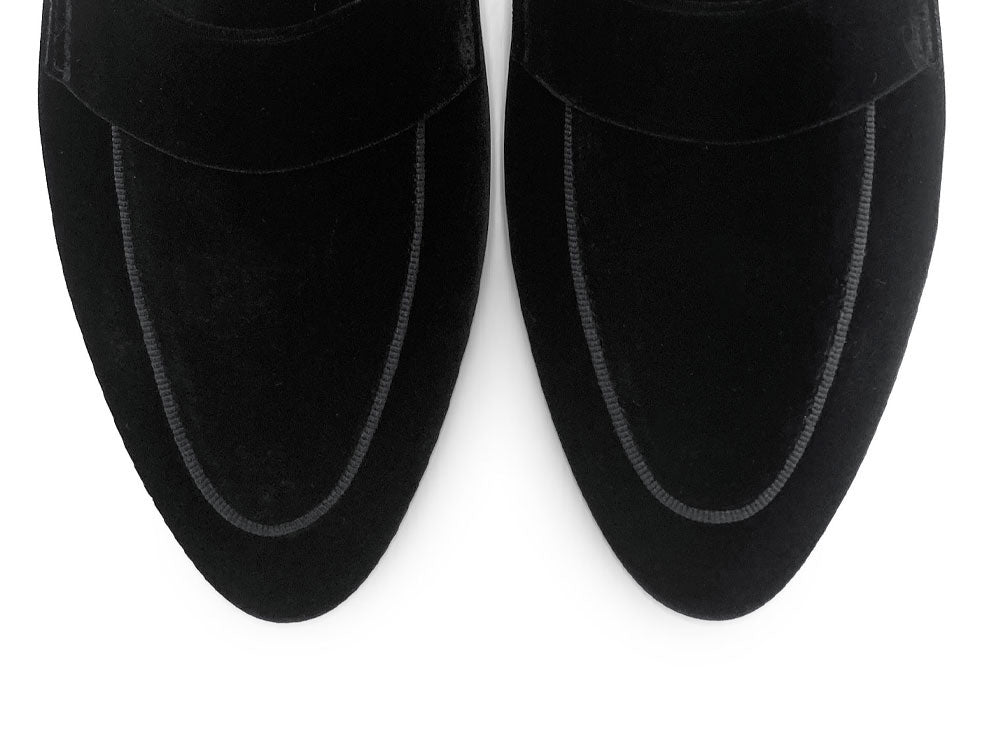 Elegante Damen-Mokassins aus schwarzem Samt