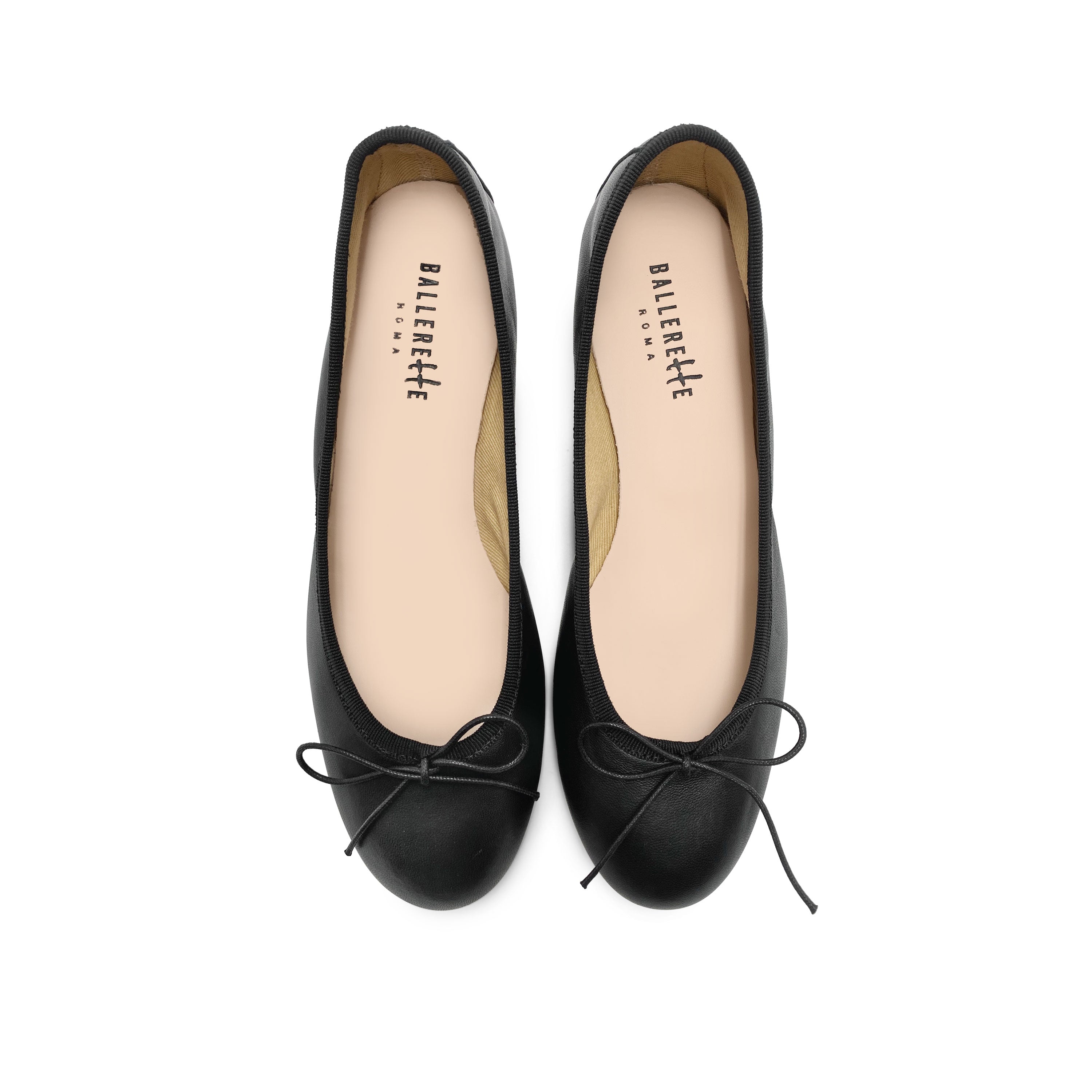 Ballerines en cuir noir à talon haut