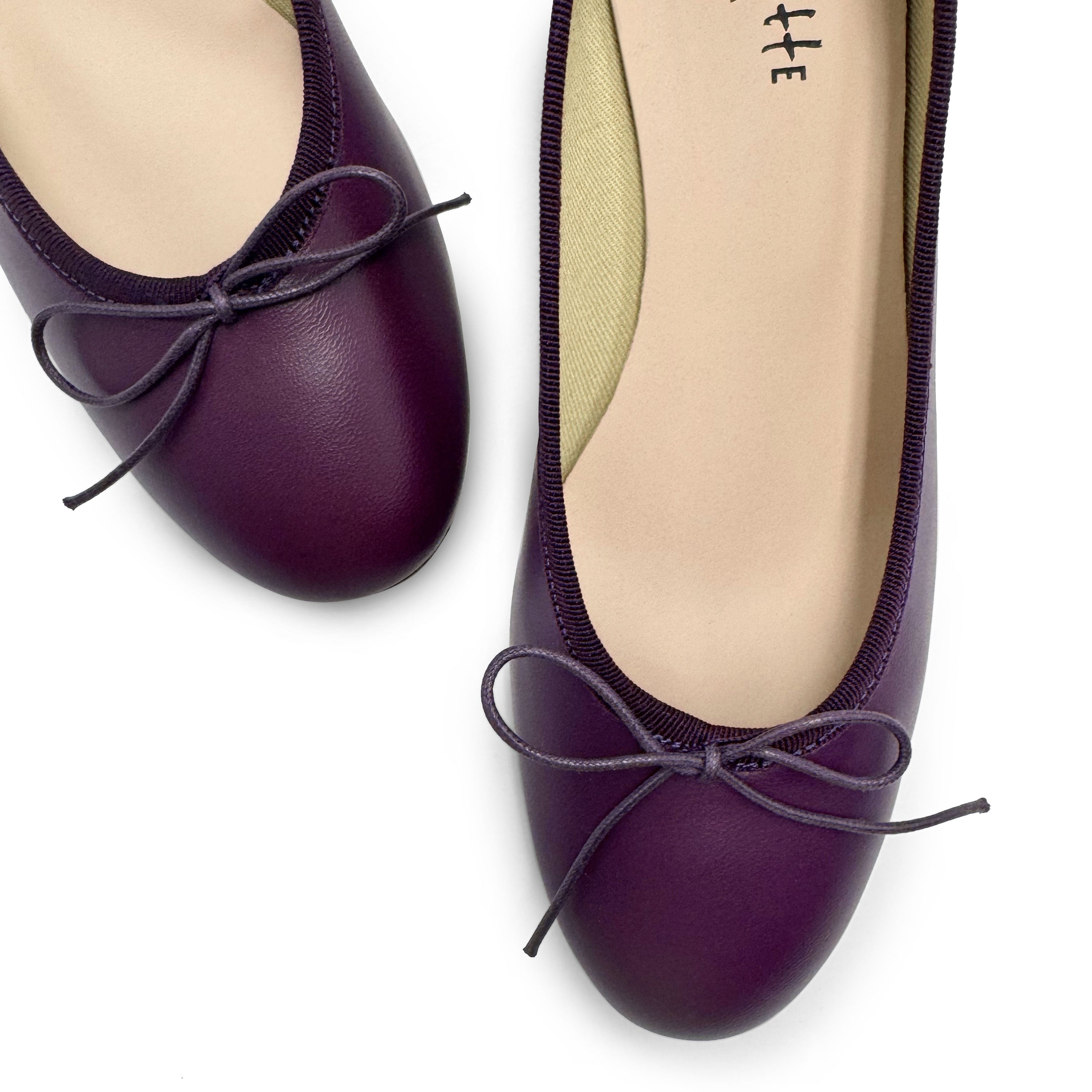 Ballerines en cuir violette à talon haut