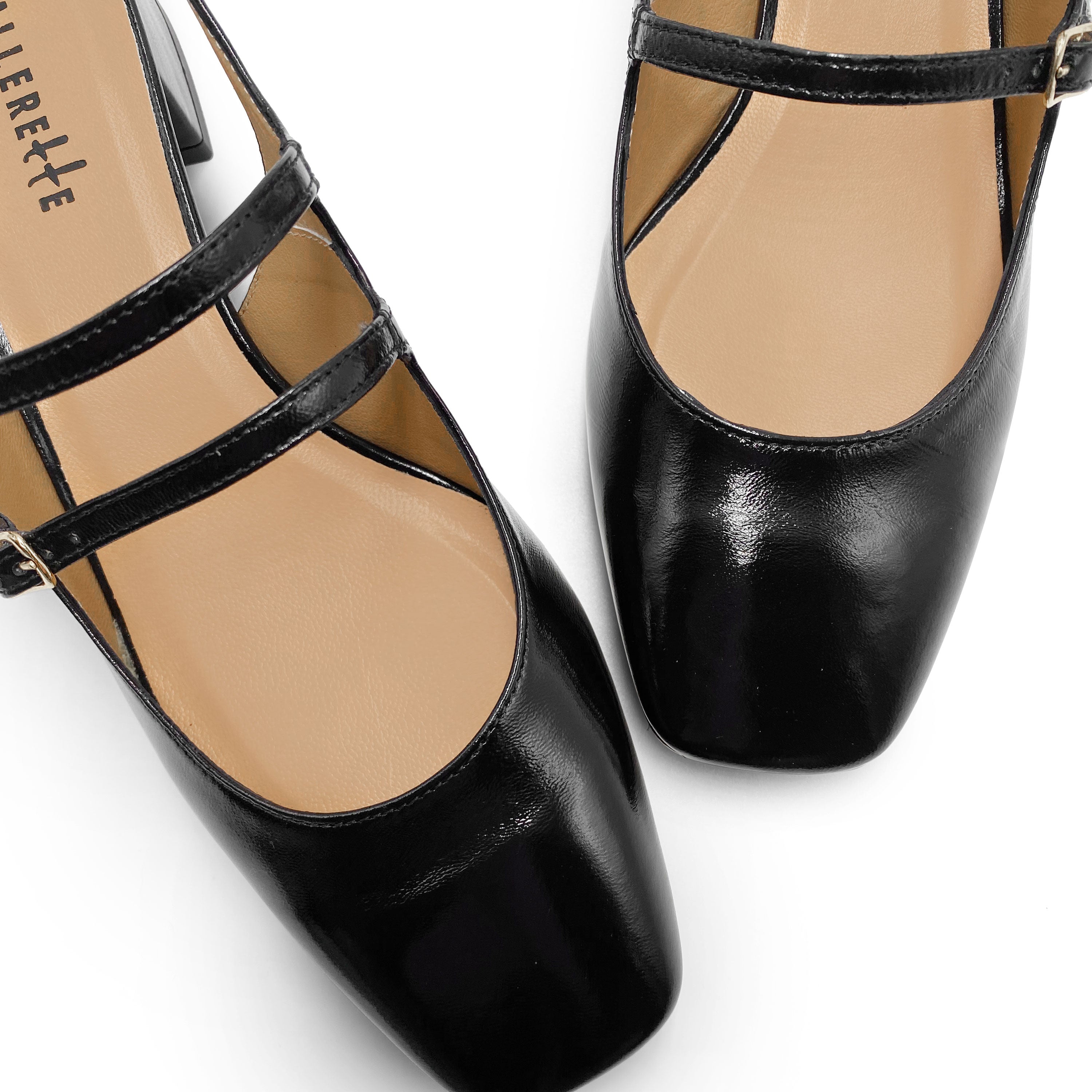 Schwarze Slingback-Ballerinas aus glänzendem Leder mit Absatz