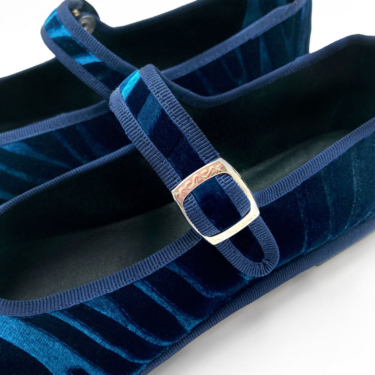Blue zebra-print velvet Mary Jane Friulane ballet flats