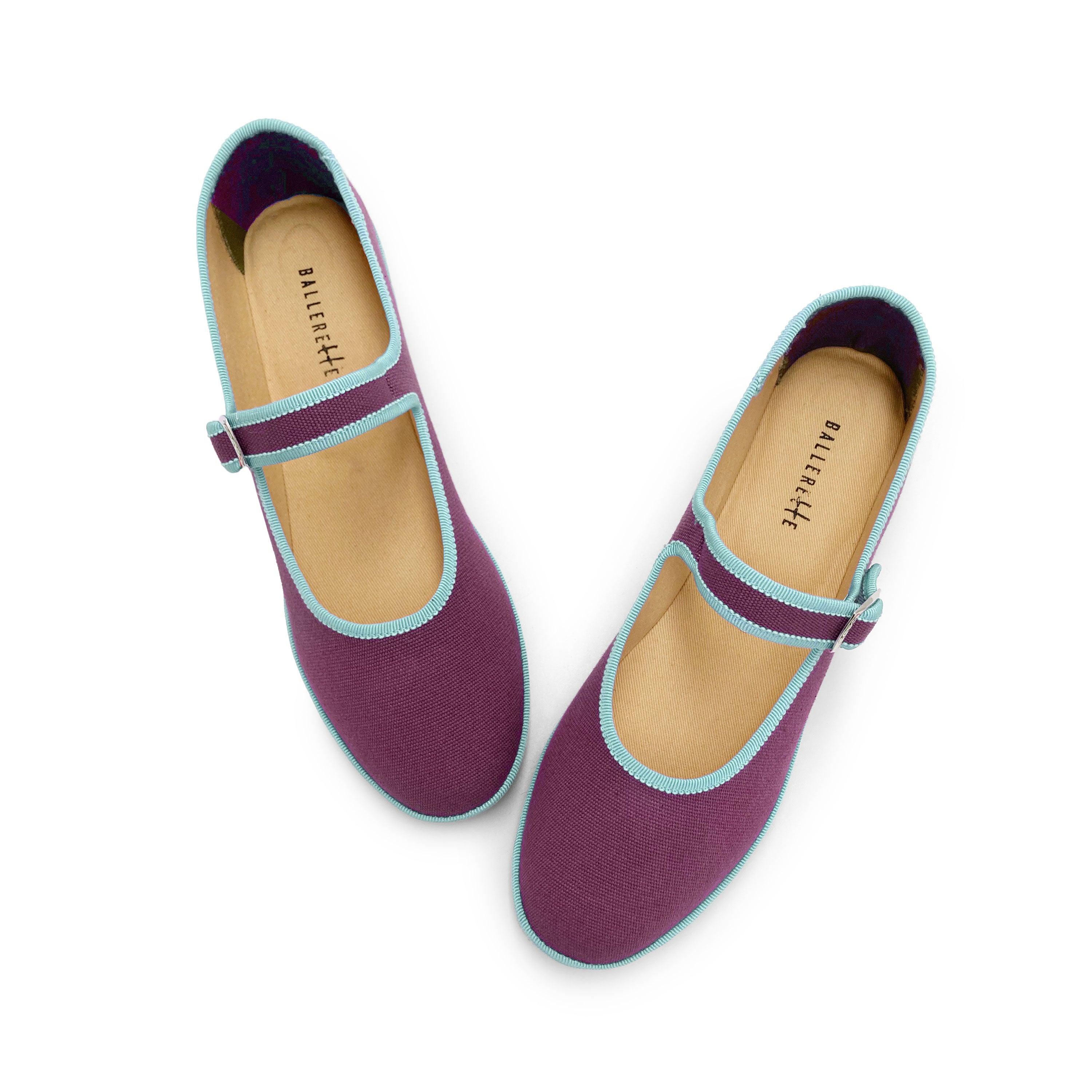 Mary Jane Friulane Ballerinas aus violettem Baumwollstoff mit himmelblauen Details