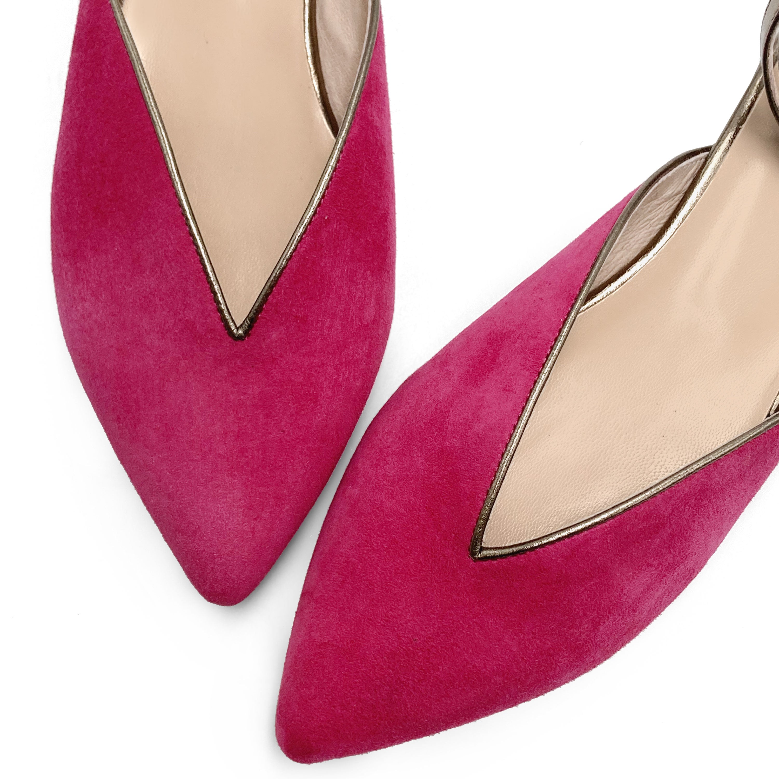 Scarpe mule estive in camoscio fucsia con laccio canna di fucile alla caviglia