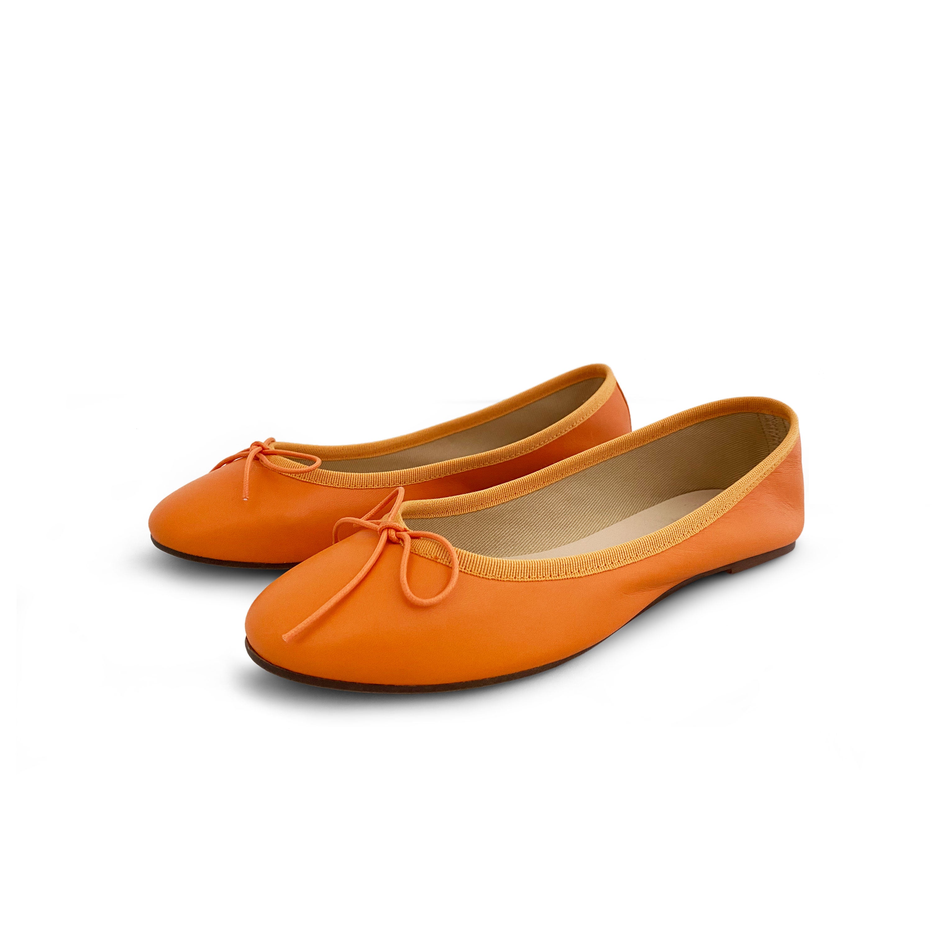 Kürbisfarbene Lederballerinas