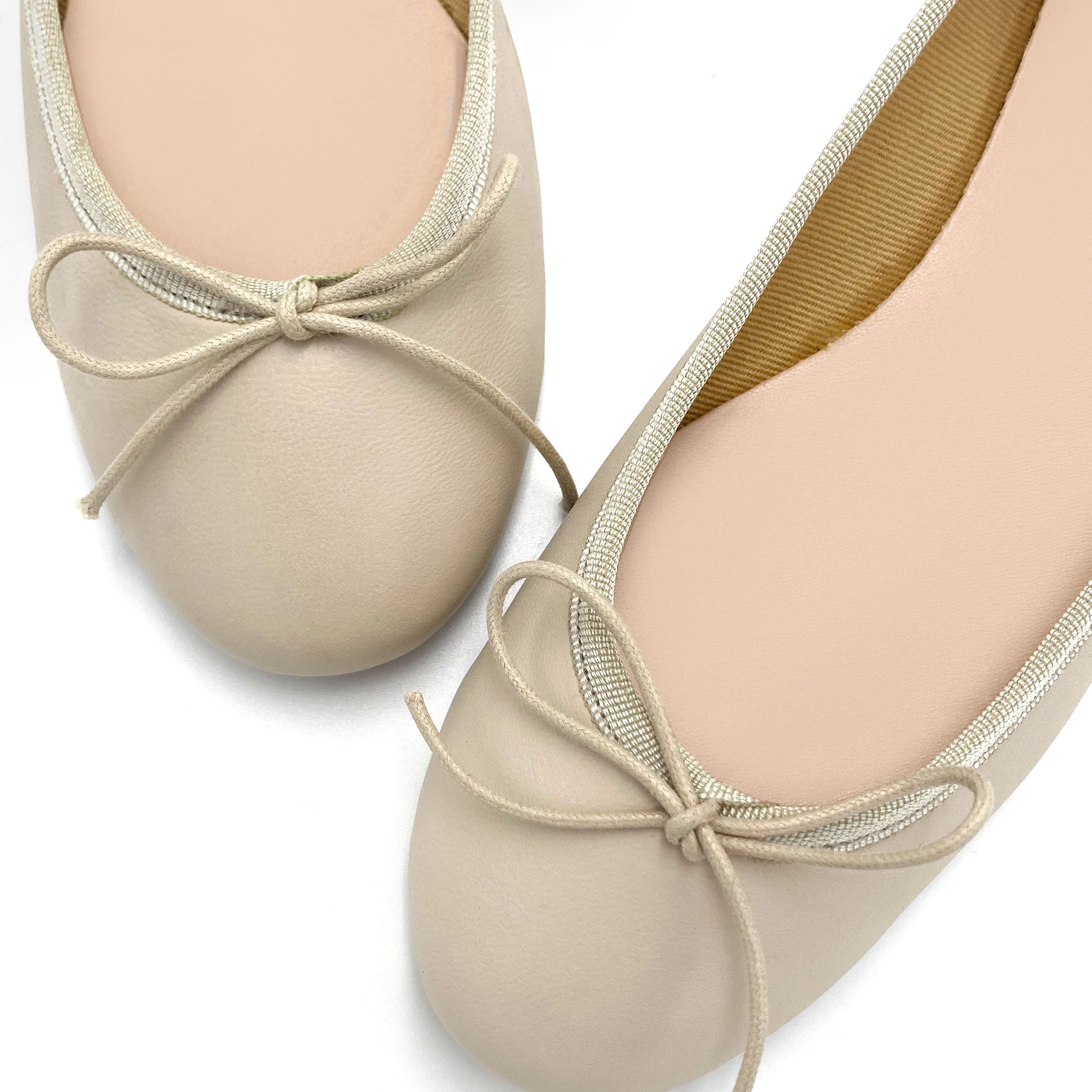 Bailarinas de piel beige