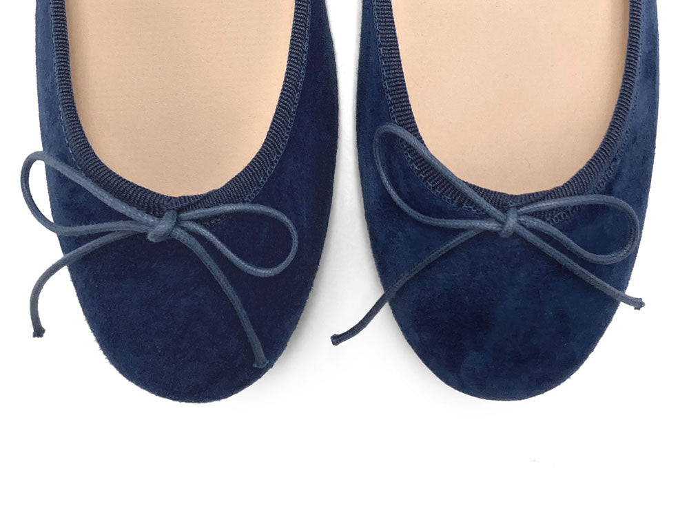 Bailarinas de ante azul