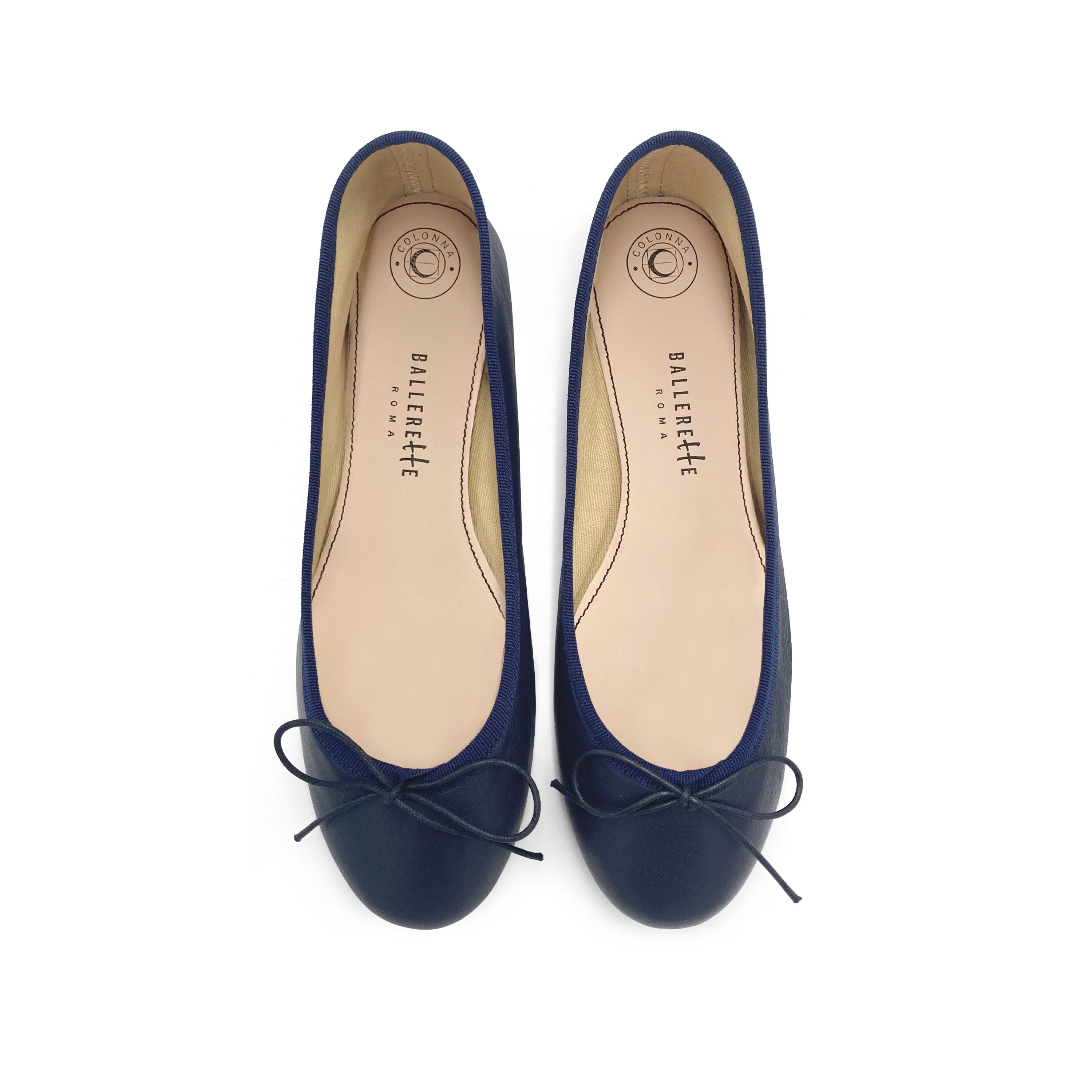 Blaue Lederballerinas