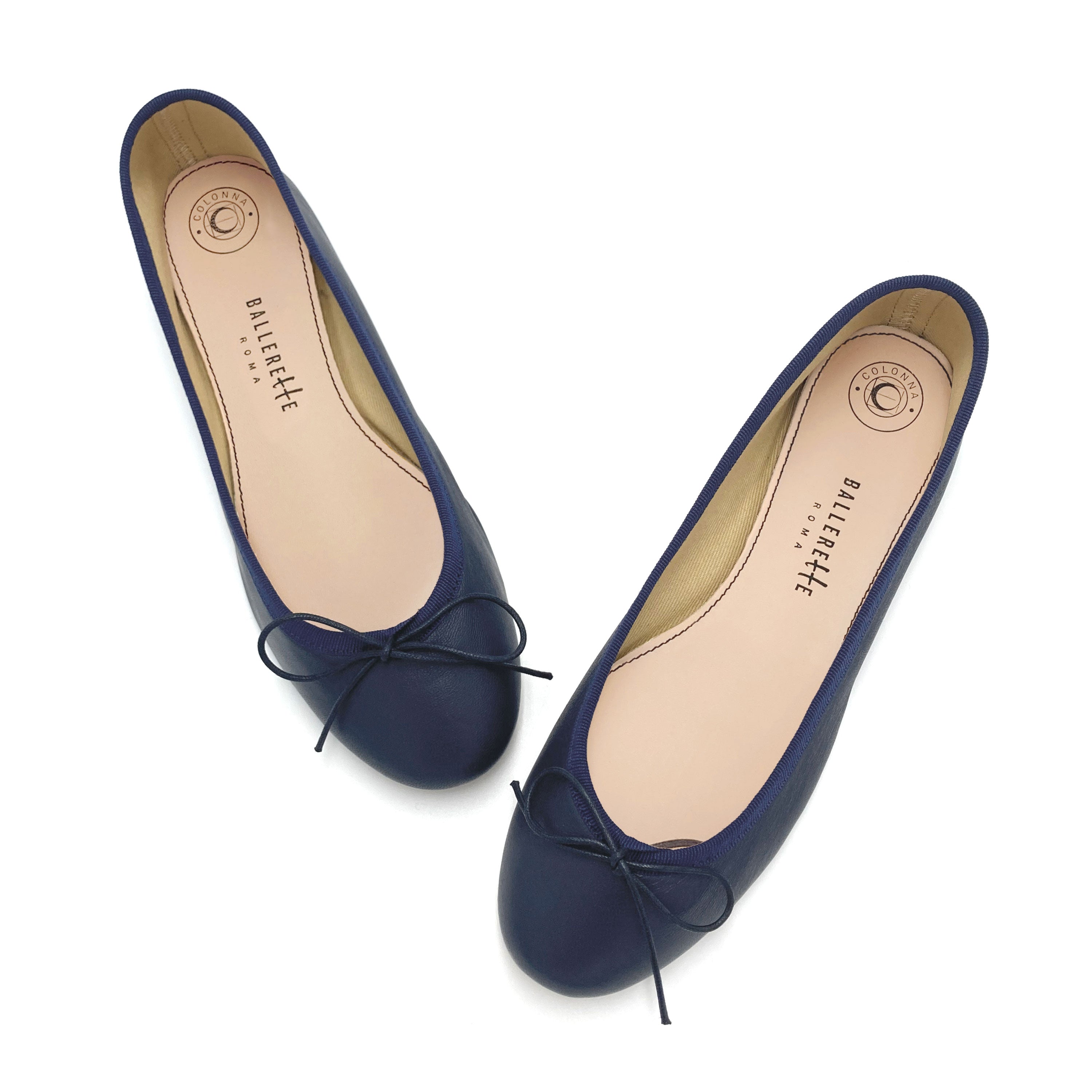 Blaue Lederballerinas