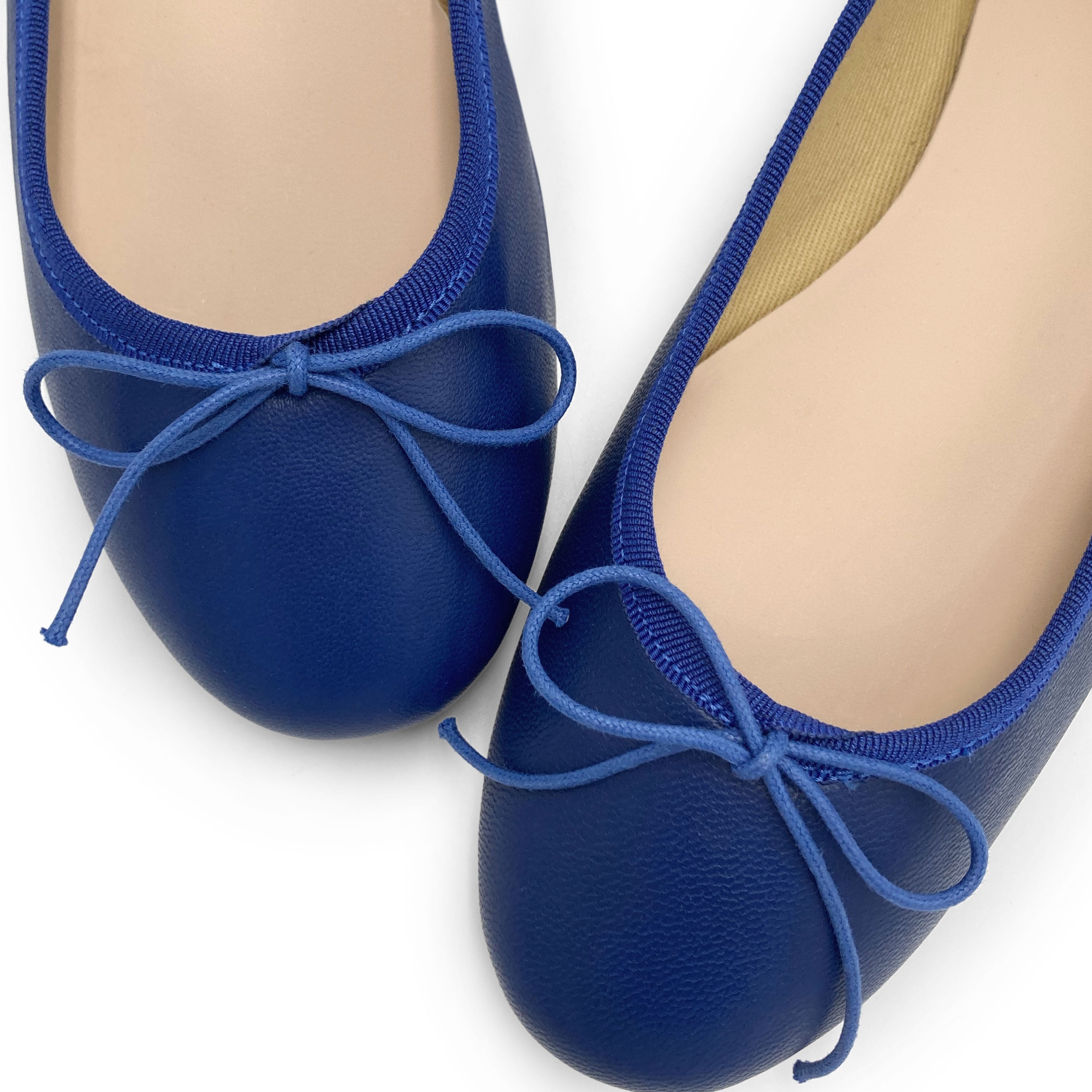 Royal blue leather ballet flat