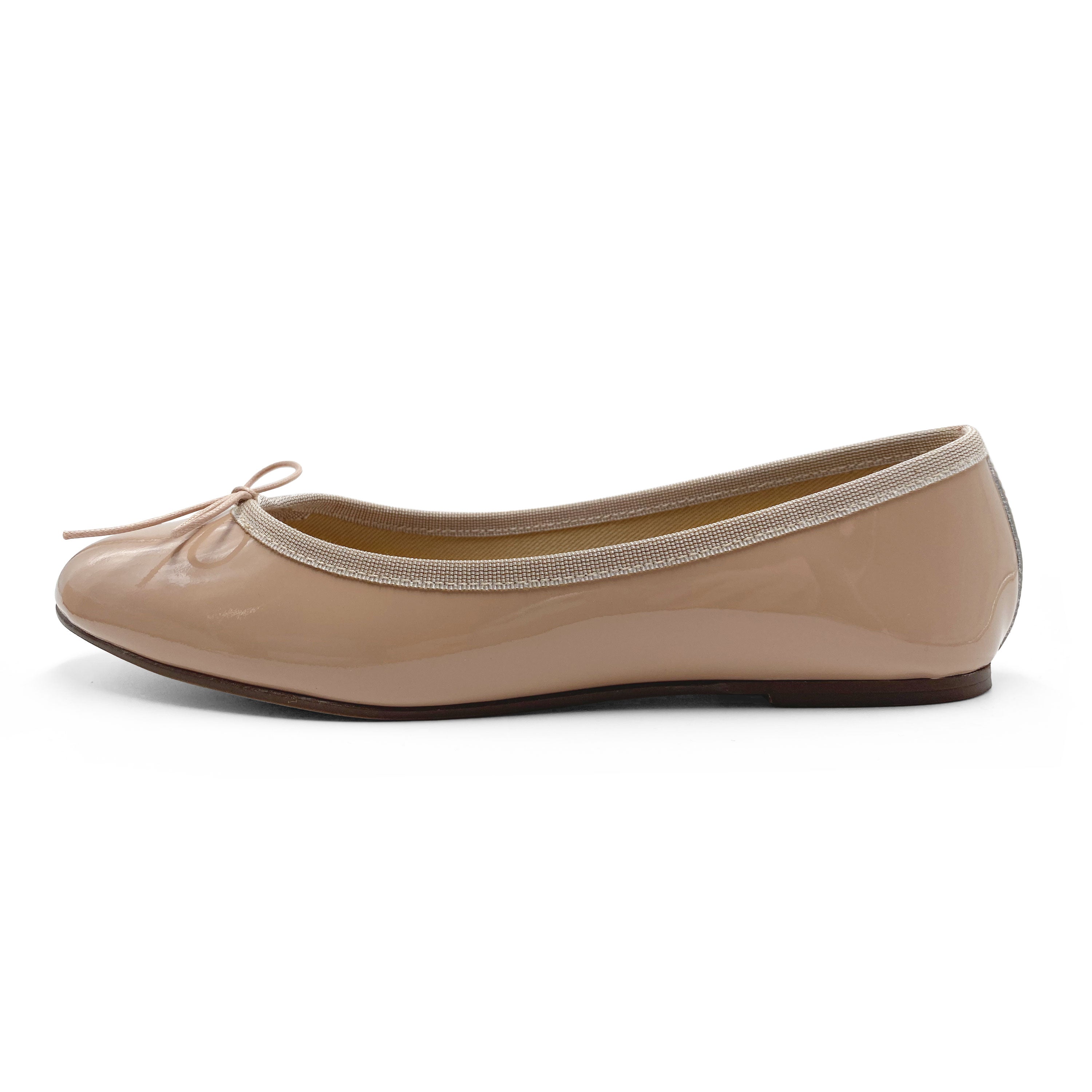 Ballerines en cuir verni rose poudré