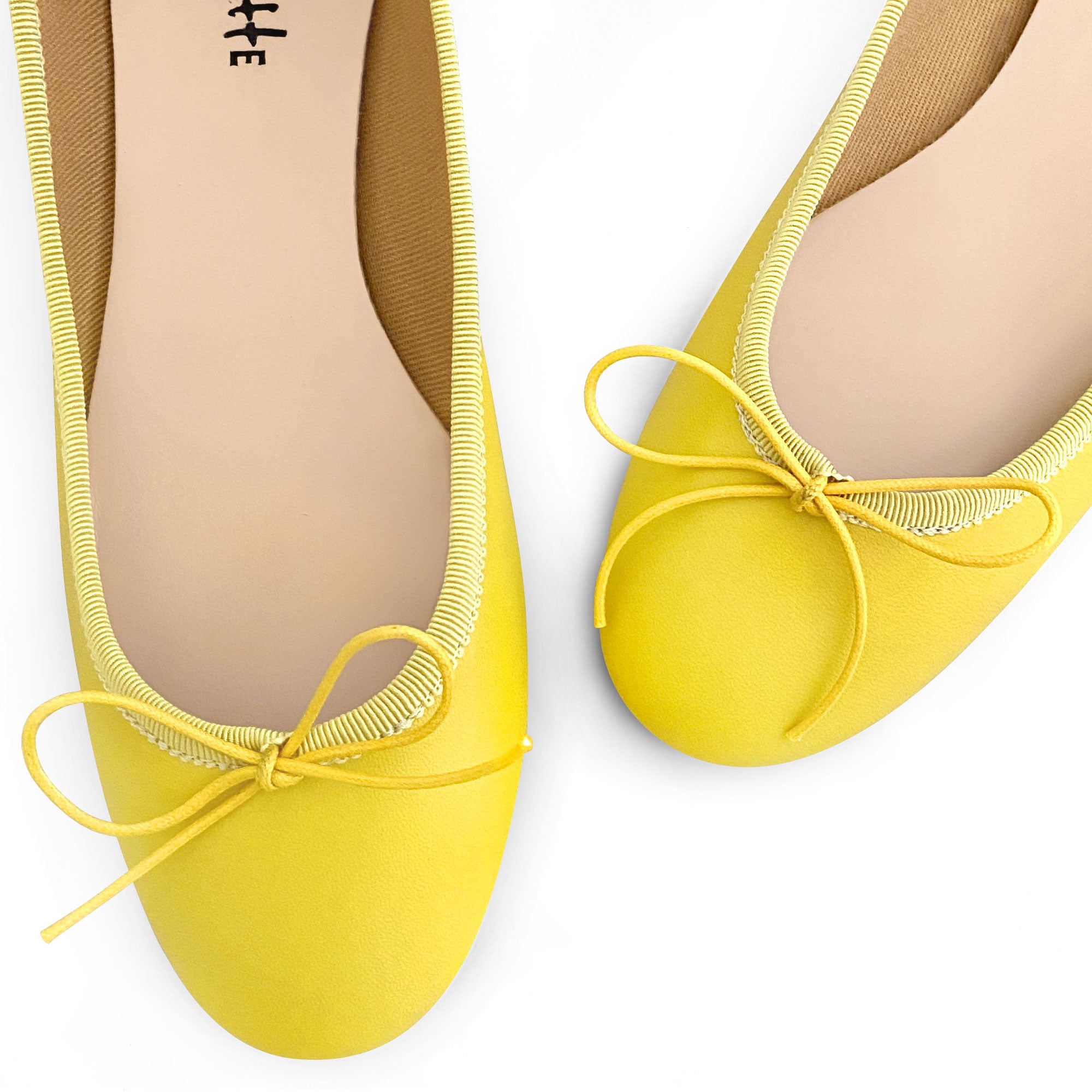 Ballerine gialle in pelle