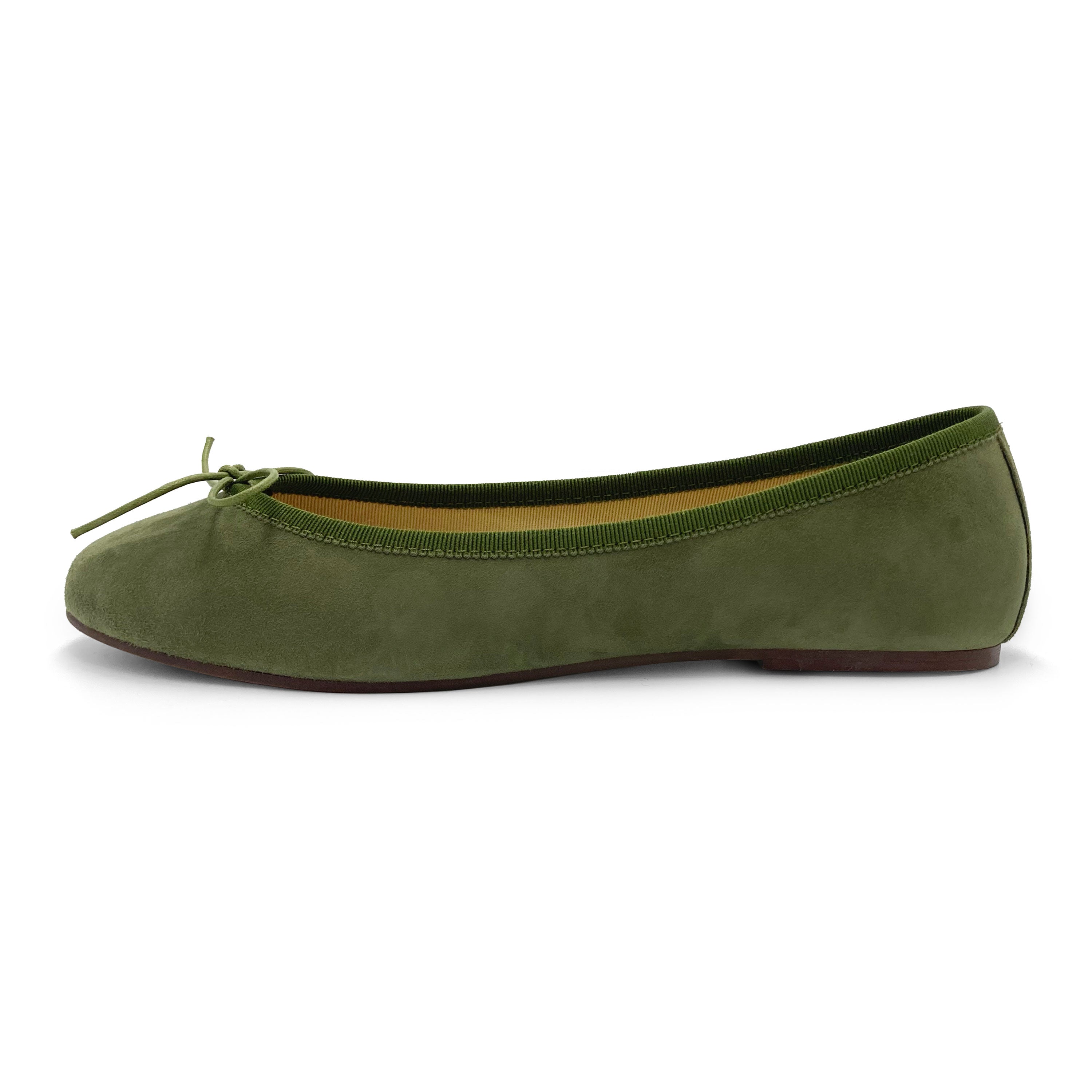 Grüne Wildlederballerinas