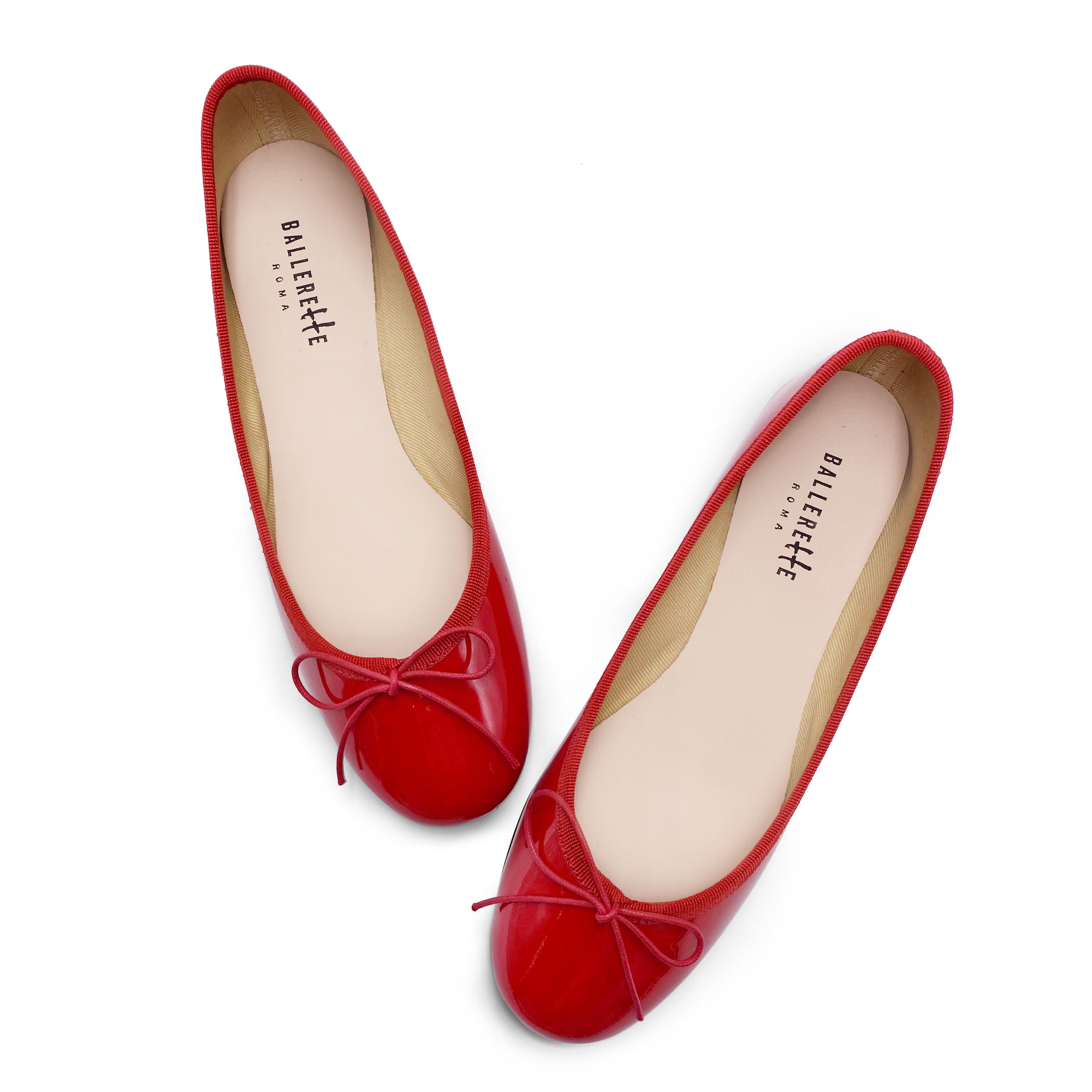 Ballerines en cuir verni rouge