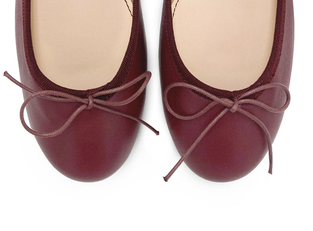 Ballerines en cuir bordeaux