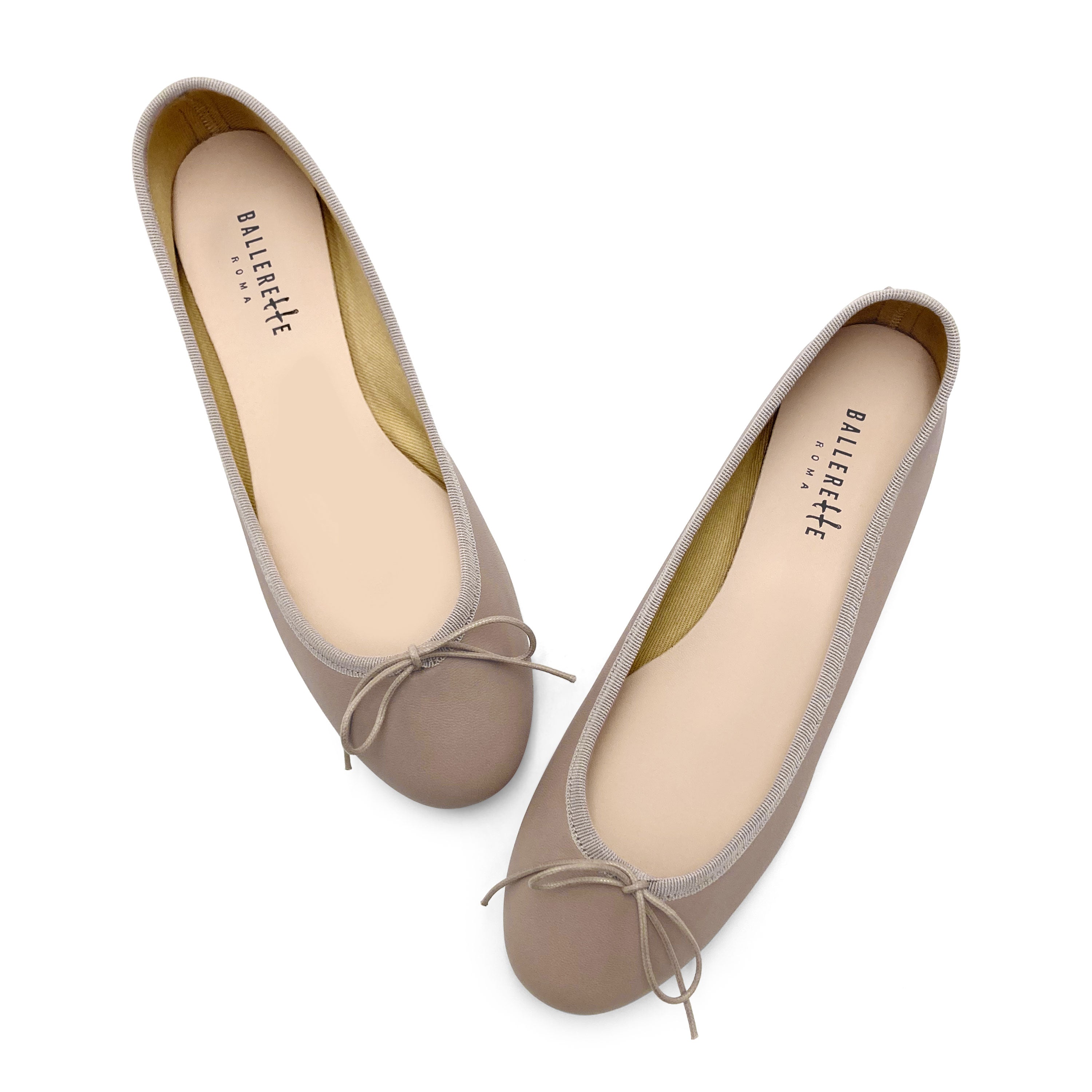 Ballerines en cuir gris tourterelle