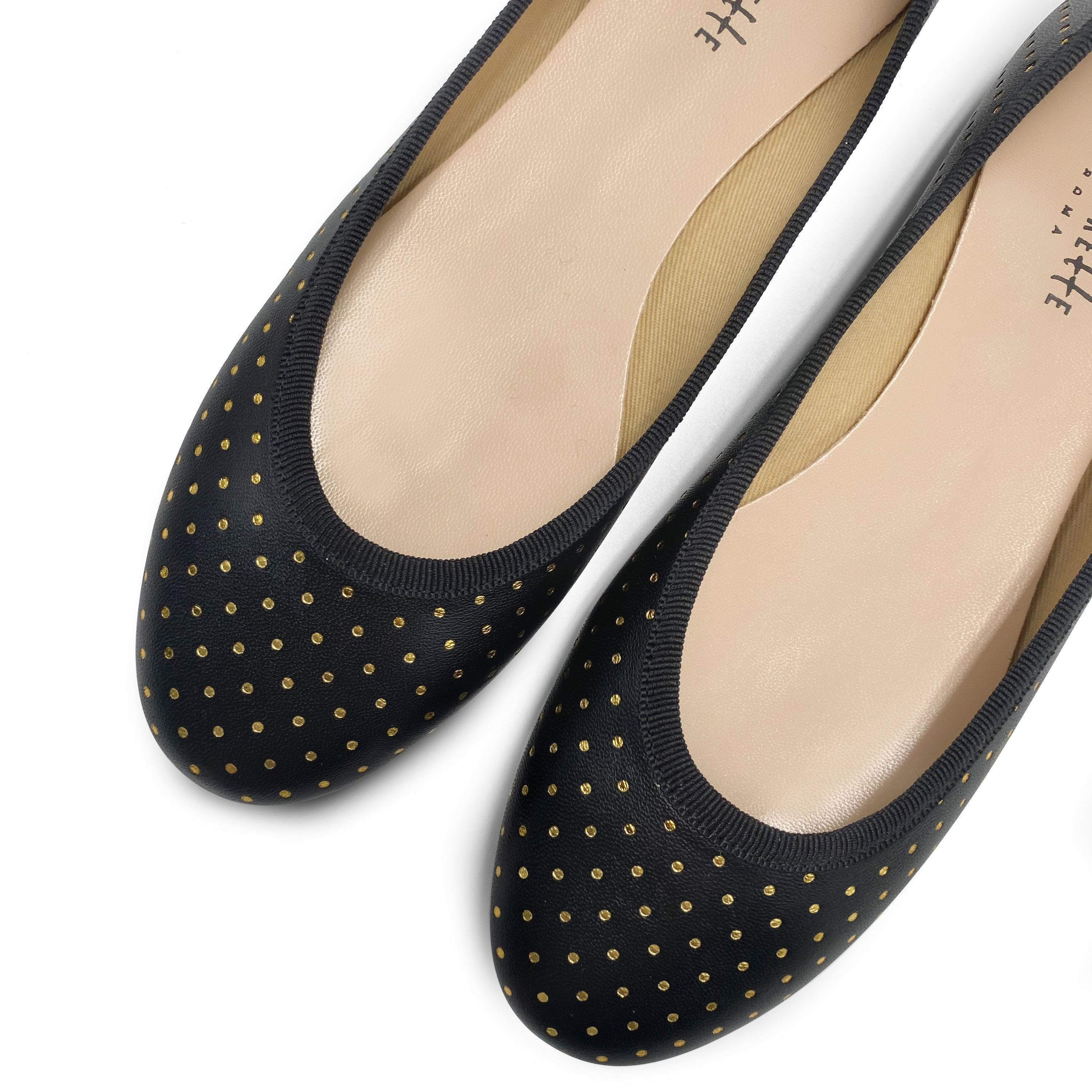 Ballerines en cuir noir à micro pois dorés