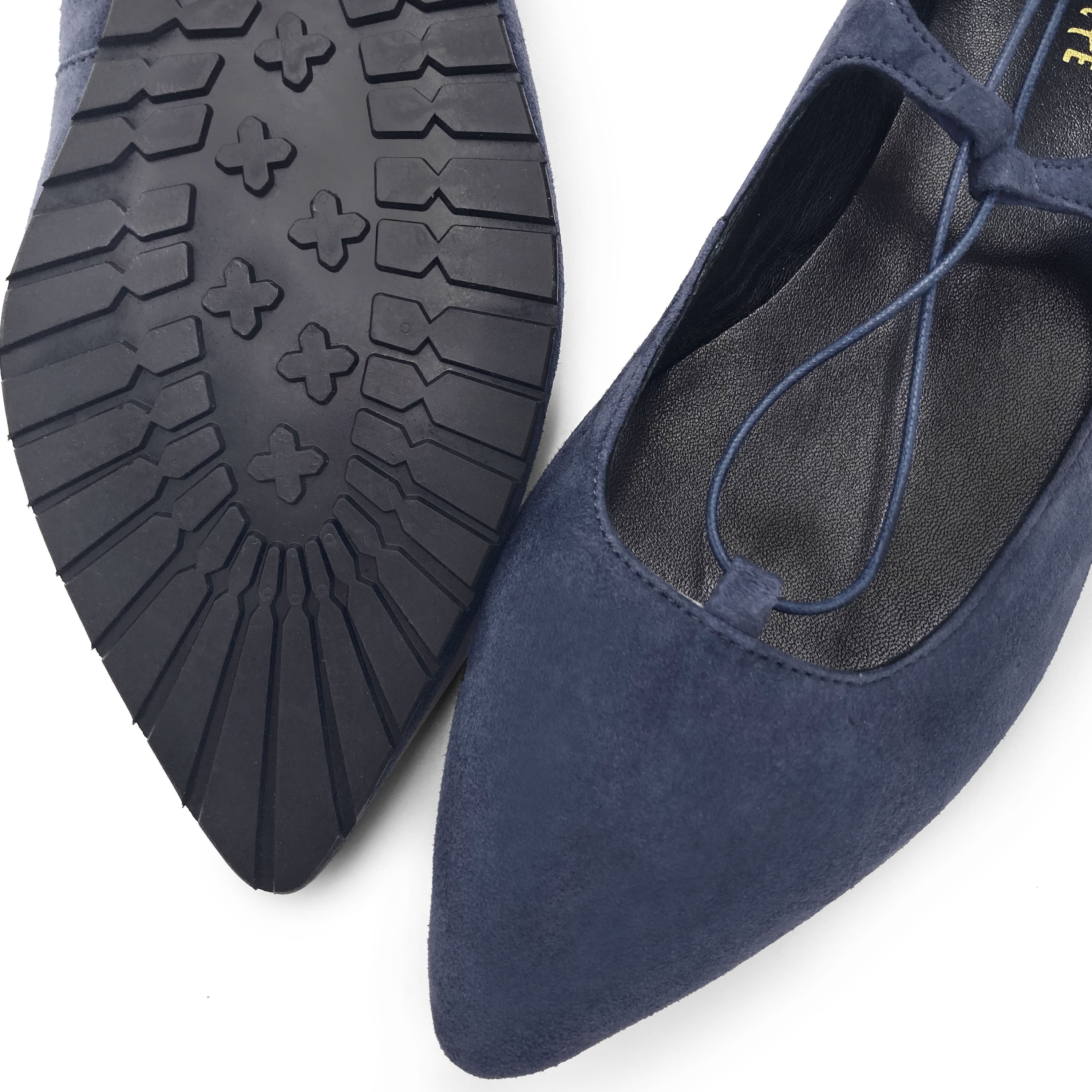 Petrolblaue Ballerinas aus Wildleder mit spitzer Spitze und Gladiator-Schnürung