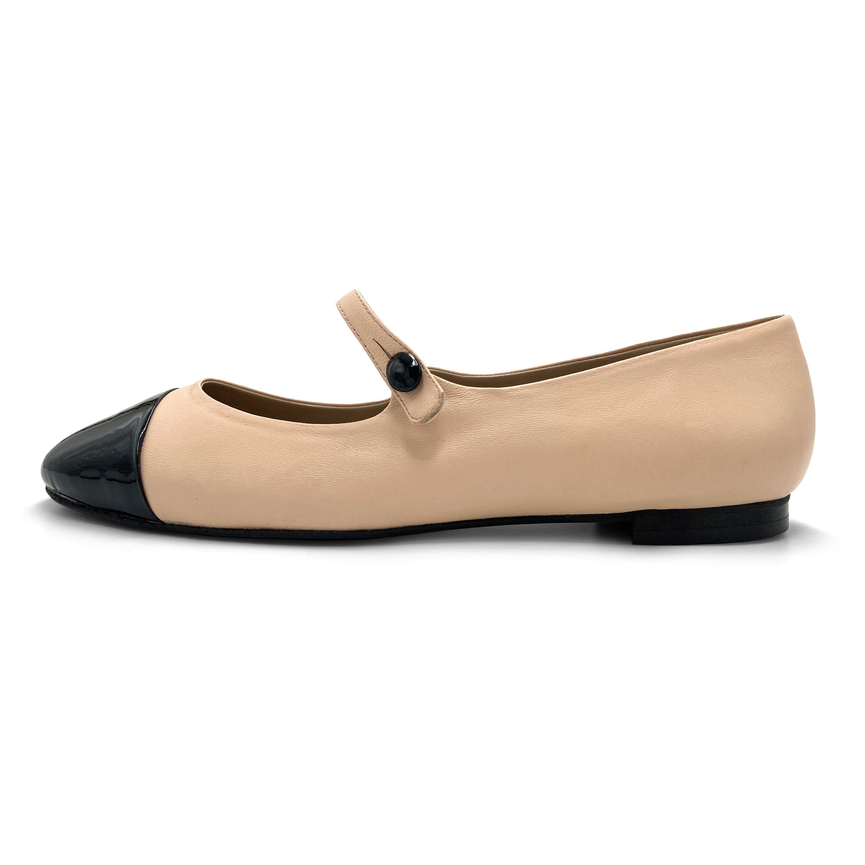 Powder pink leather ballet flats with patent leather strap and toe