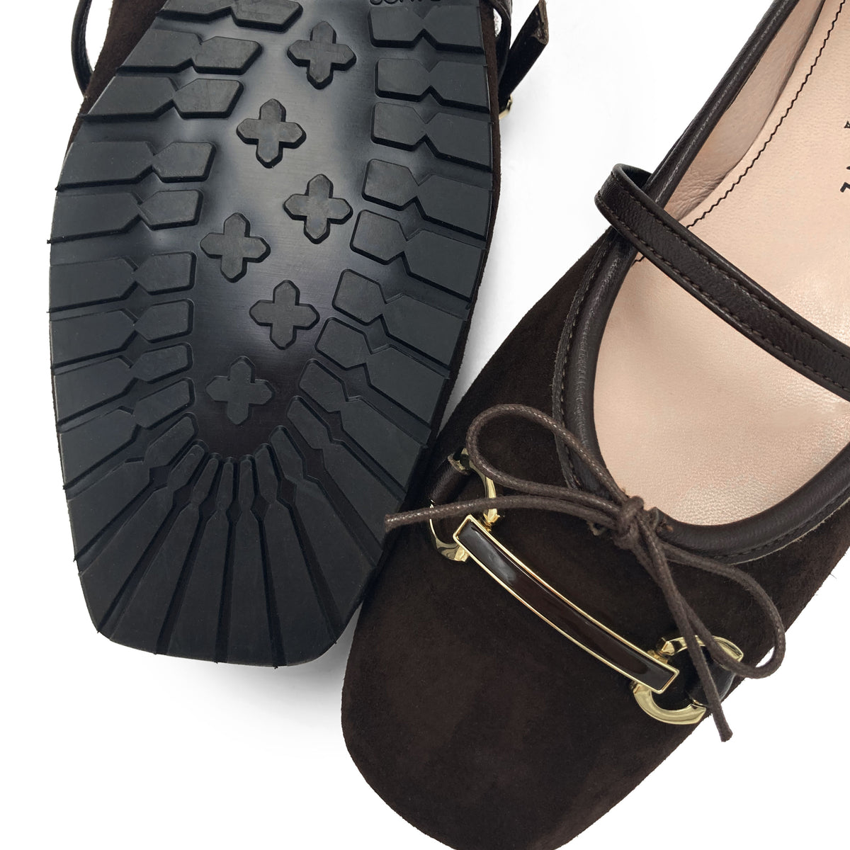 Ballerine Mary Jane in camoscio marrone con morsetto