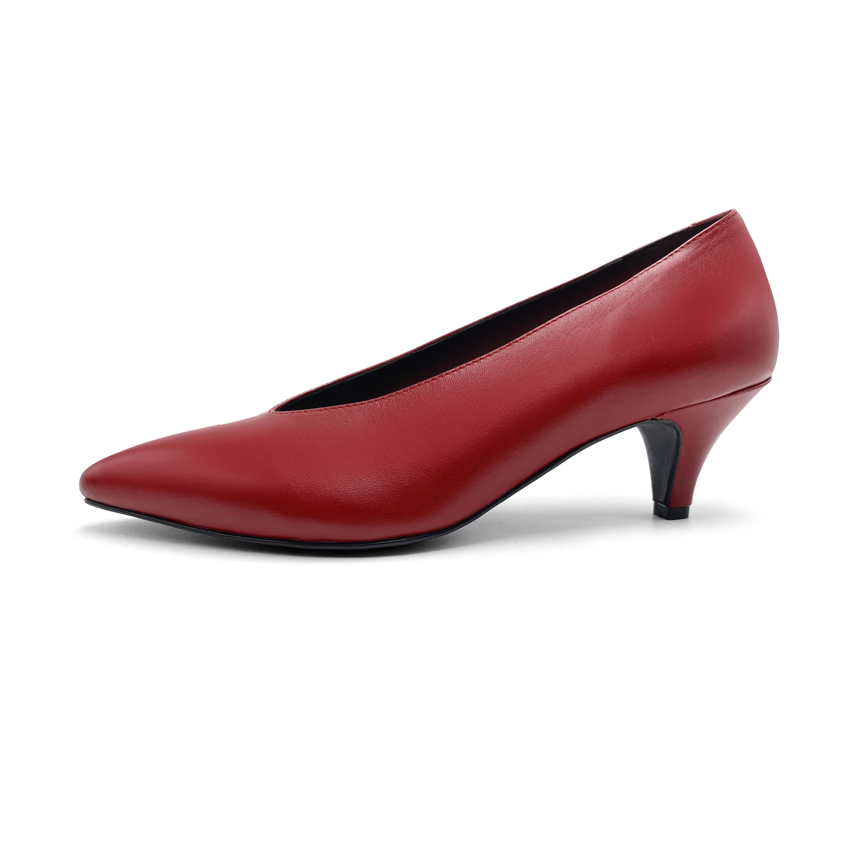 Scarpe décolleté rosse in pelle con scollo a V e tacco