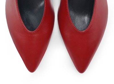 Scarpe décolleté rosse in pelle con scollo a V e tacco