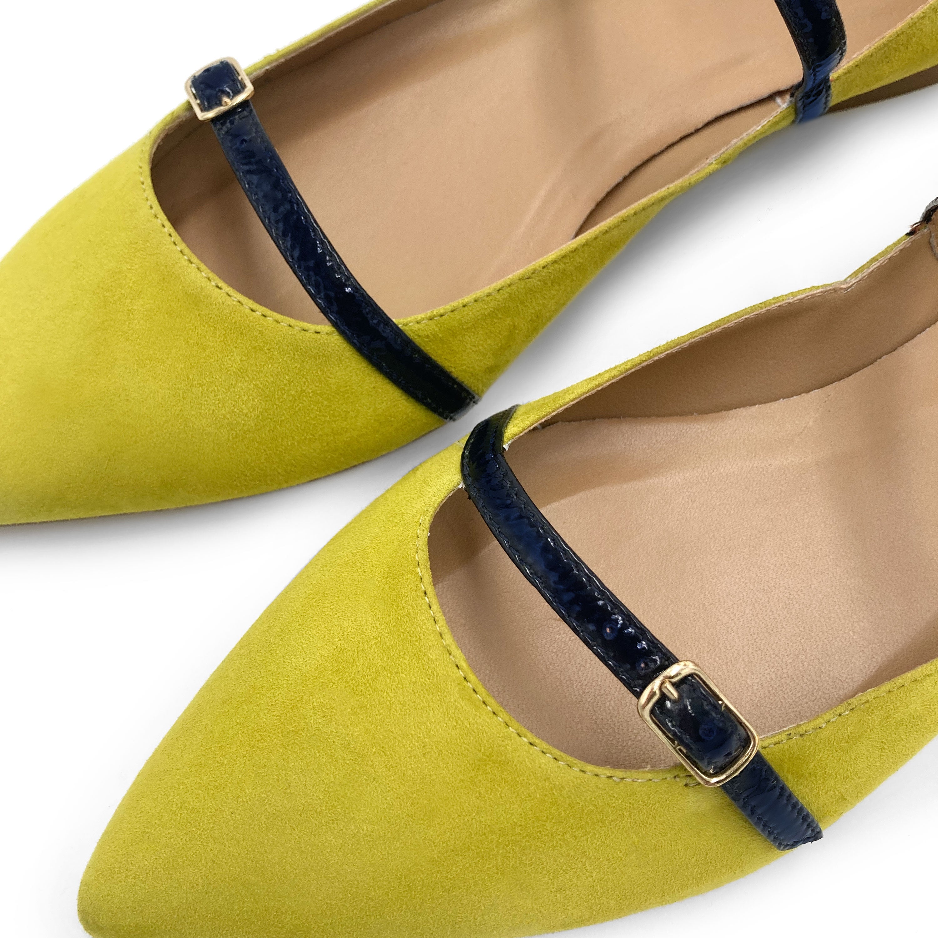 Ballerine verdi in camoscio con cinturini blu