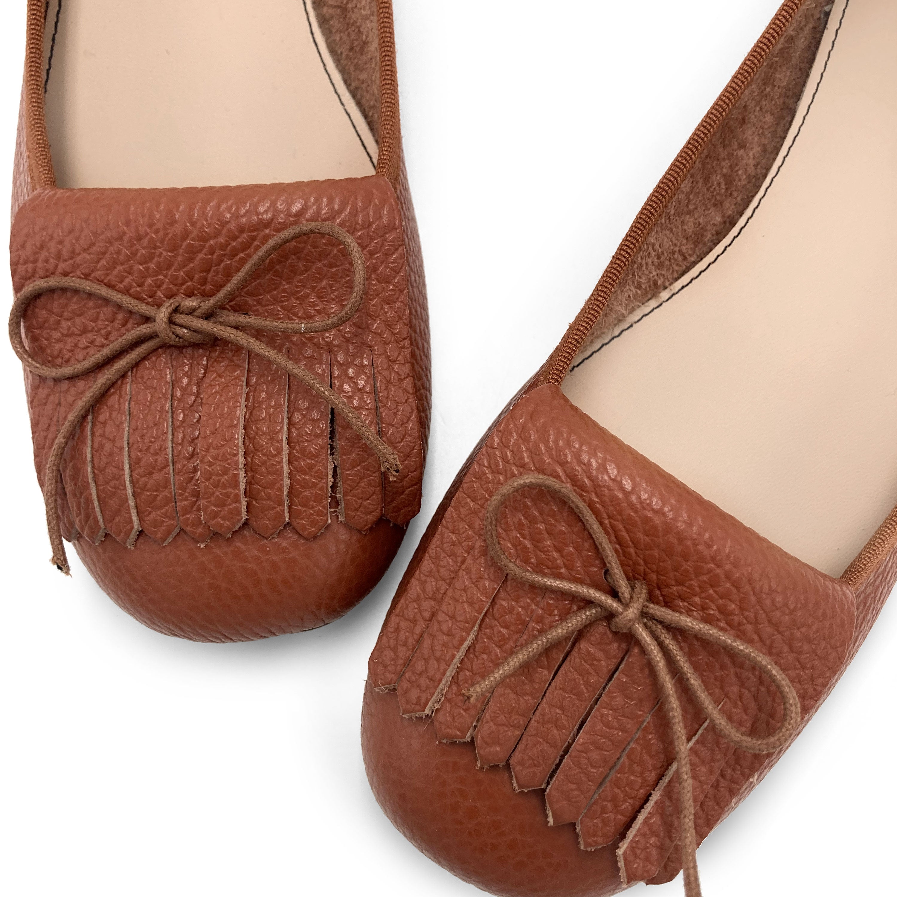 Mocassini da donna marroni in pelle con frangia
