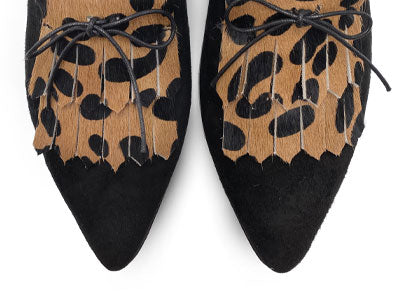 Women’s black oxford with fringe in calf hair