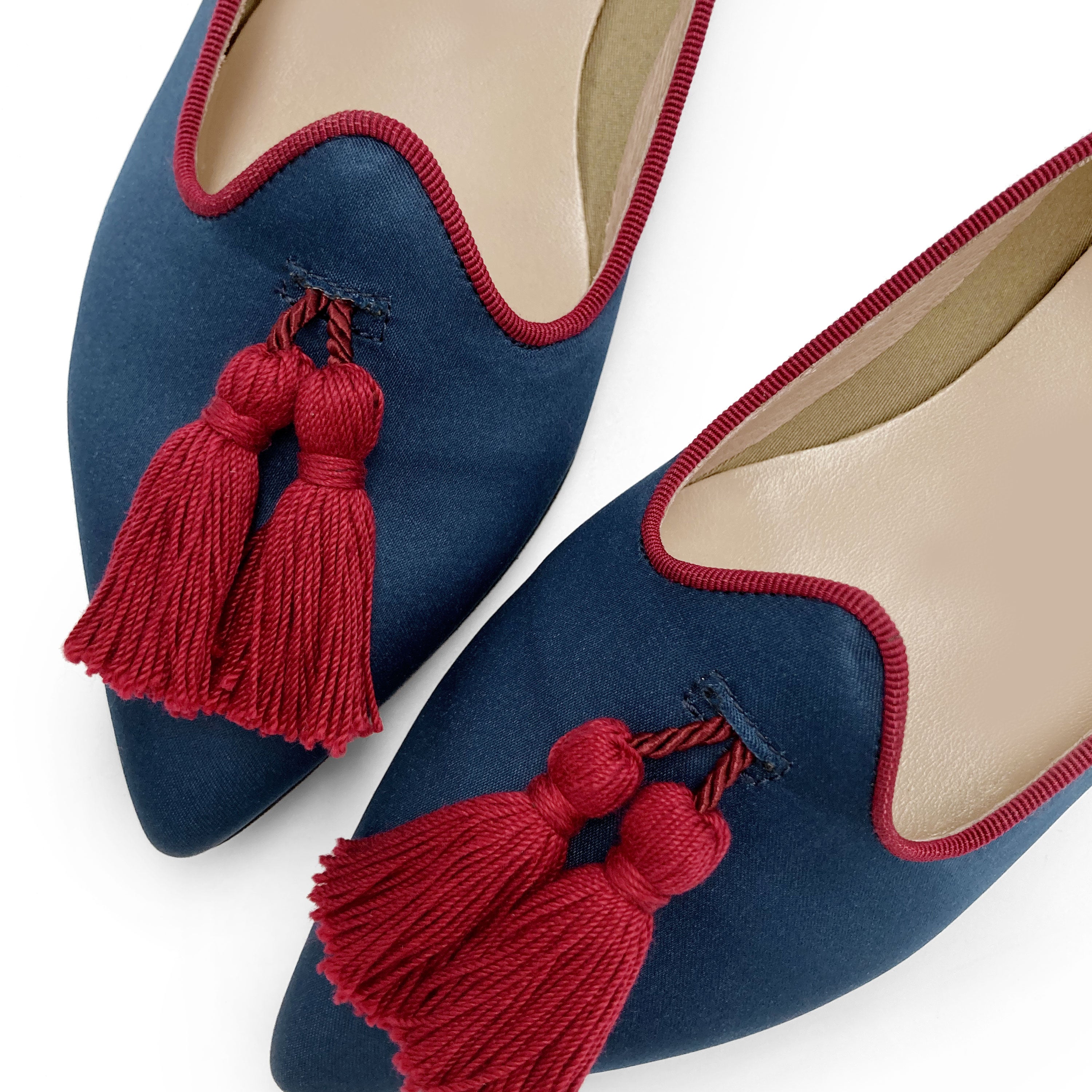 TT Go Green Collection - Mocassini donna blu in raso eco e nappine bordeaux