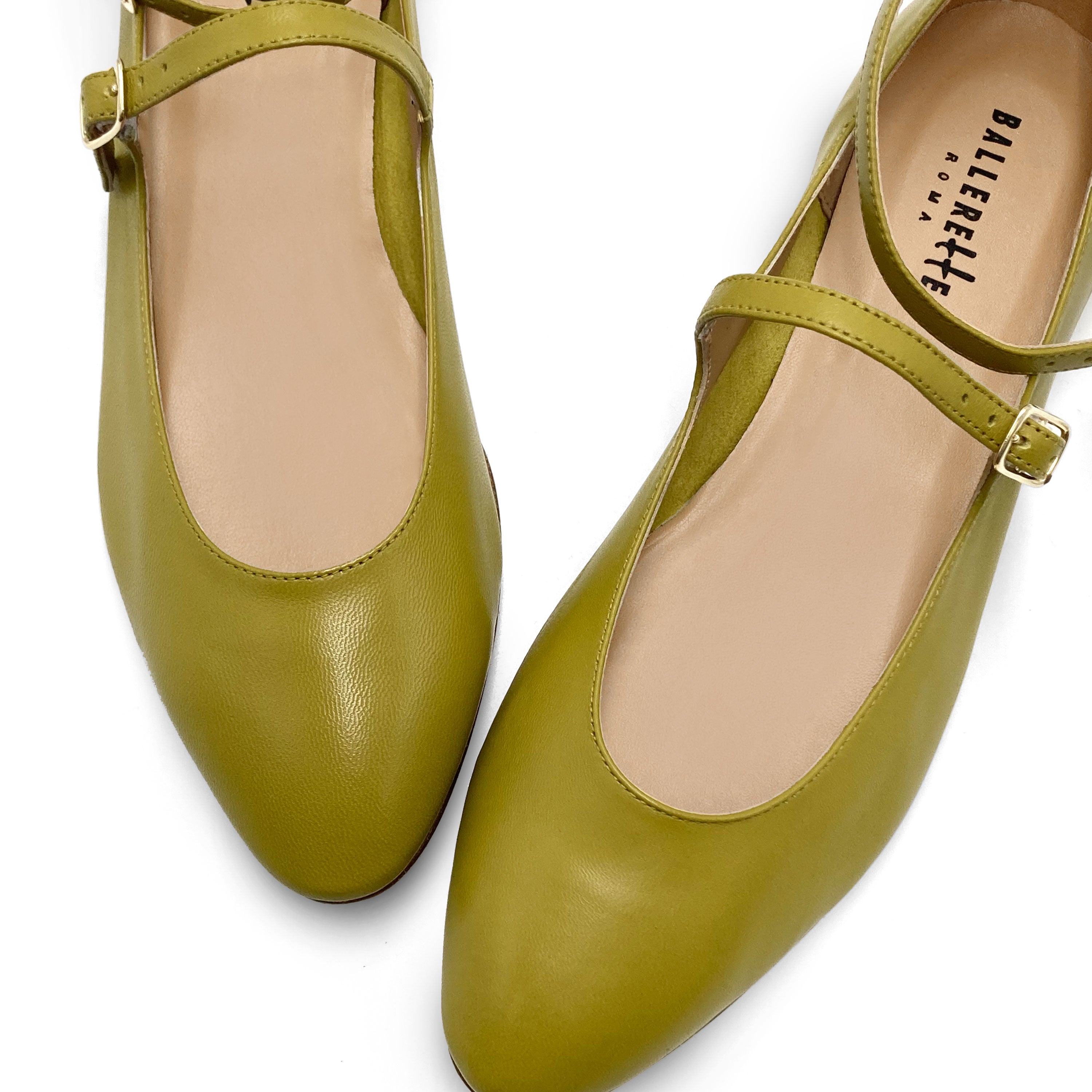 Olivegrüne Mary Jane Ballerinas mit Riemen