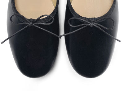 Schwarze Leder 'Glove' Ballerinas