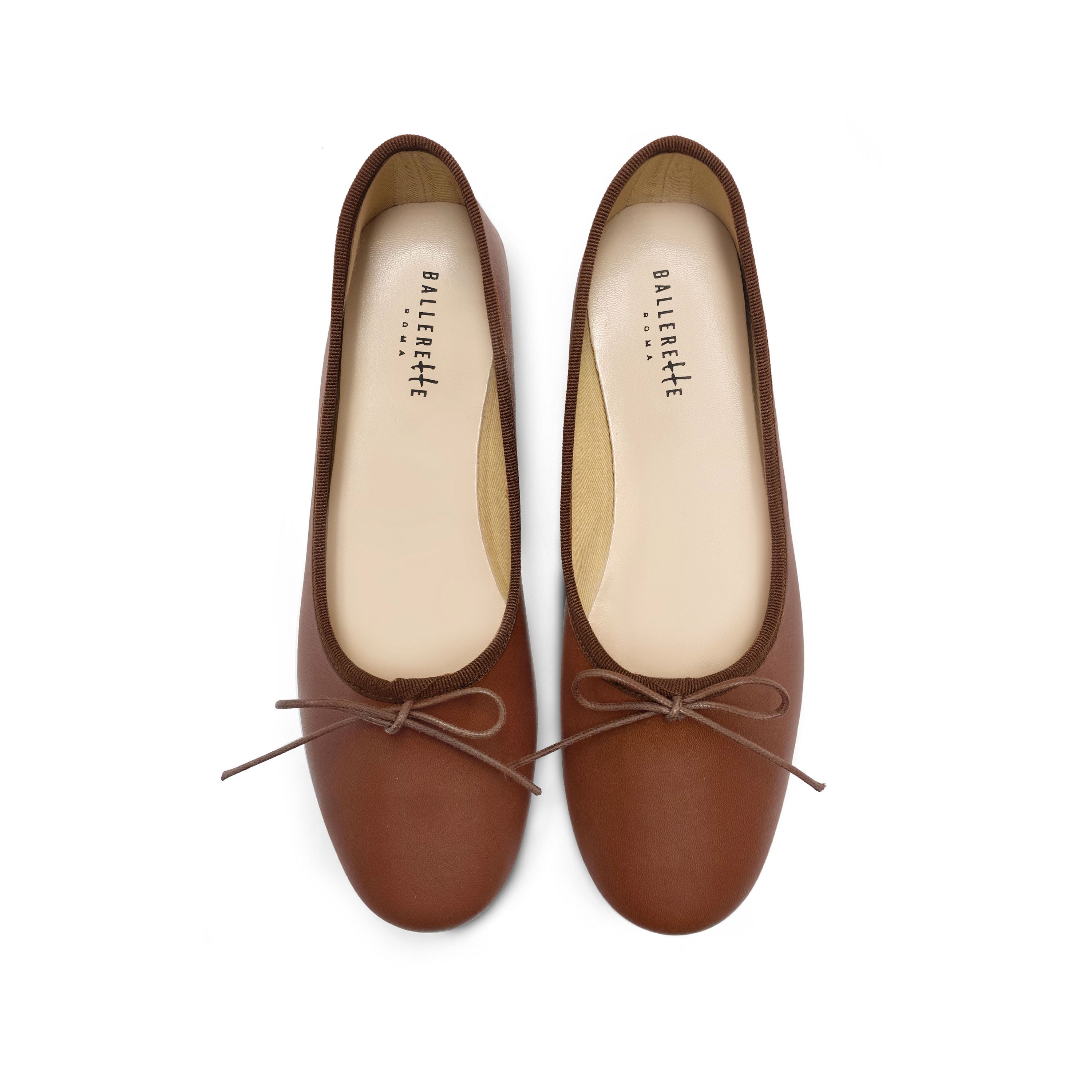 Bailarinas soft de escote alto en piel marrón