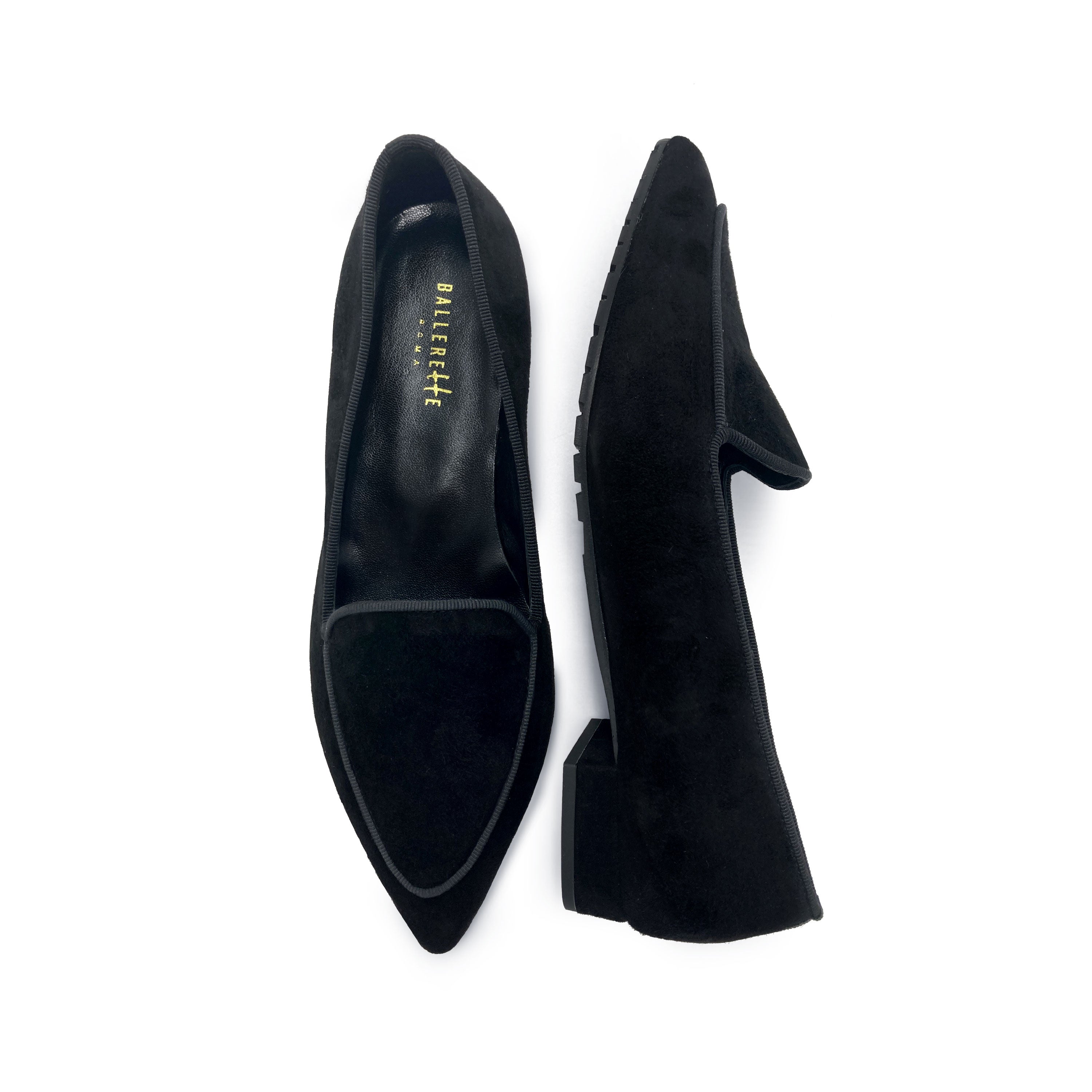 Mocassini donna neri a punta in camoscio