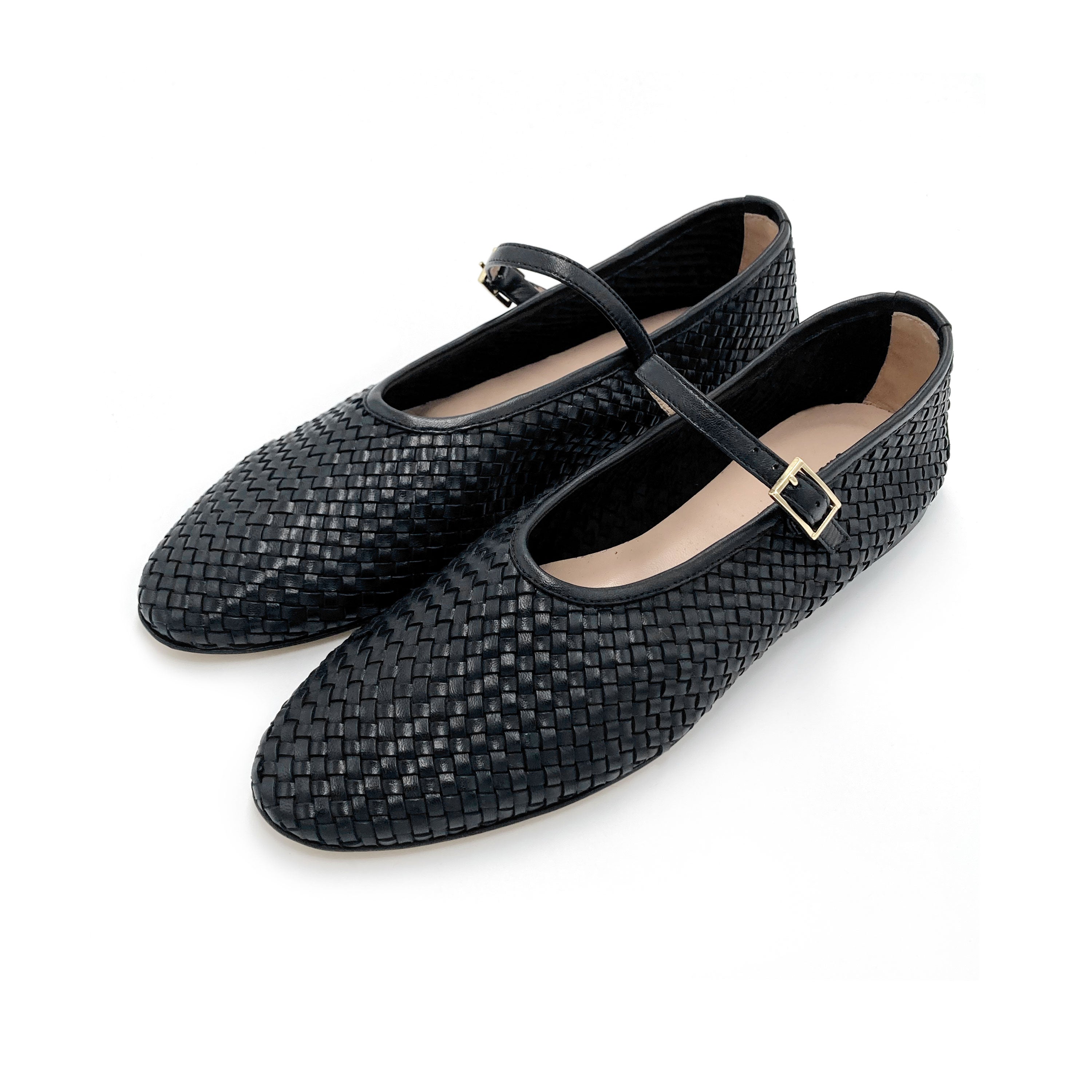 Ballerines noires montantes en cuir tresse à la main avec bride