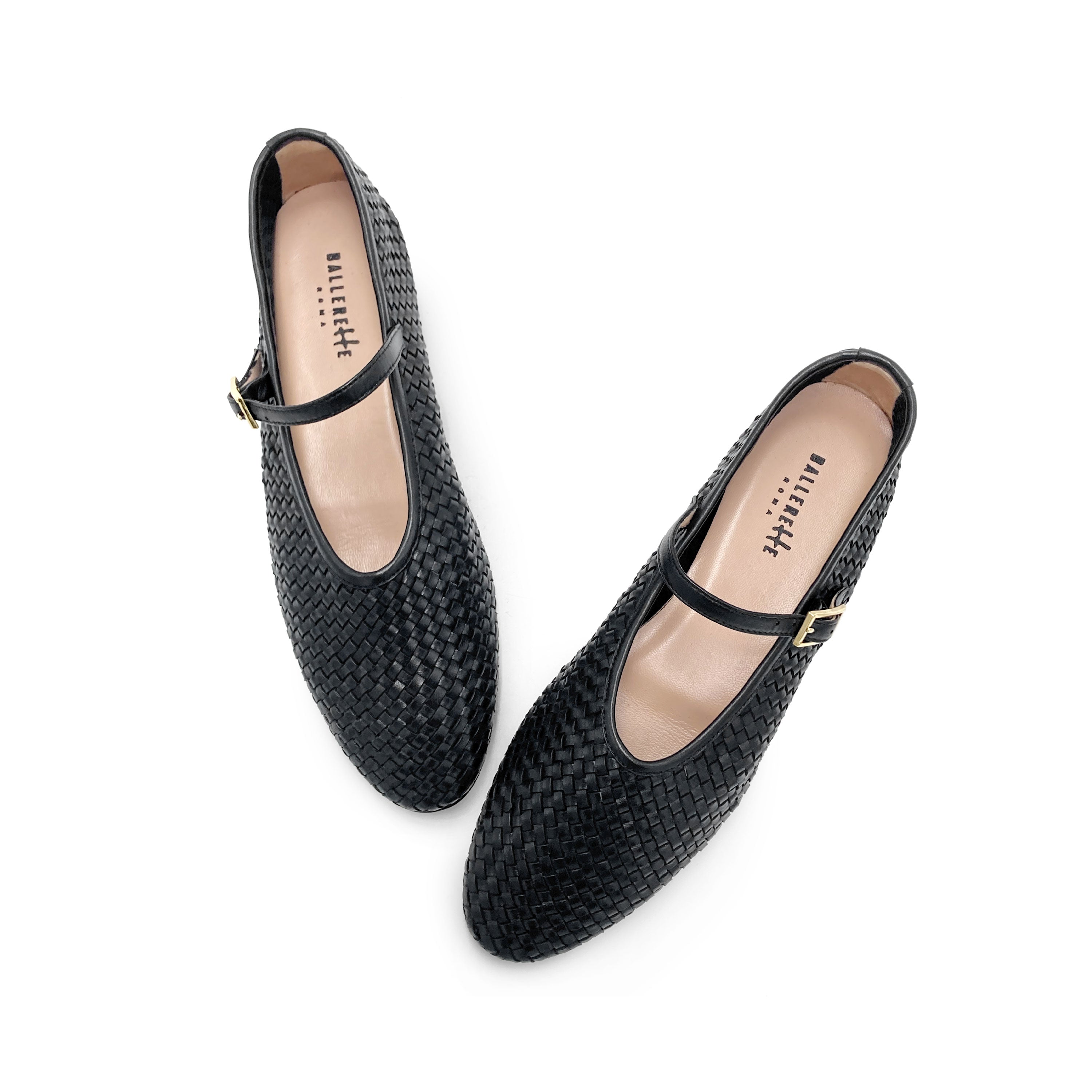 Ballerines noires montantes en cuir tressé à la main avec bride