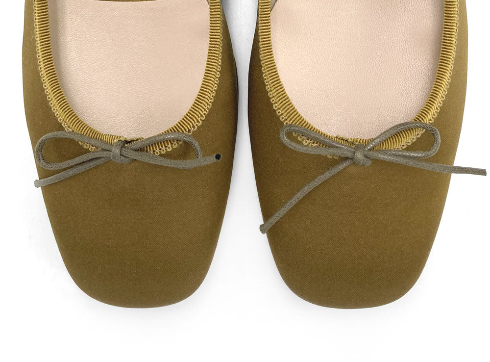 TT Go Green Collection - Ballerine Mary Jane marrone mostrada in raso eco
