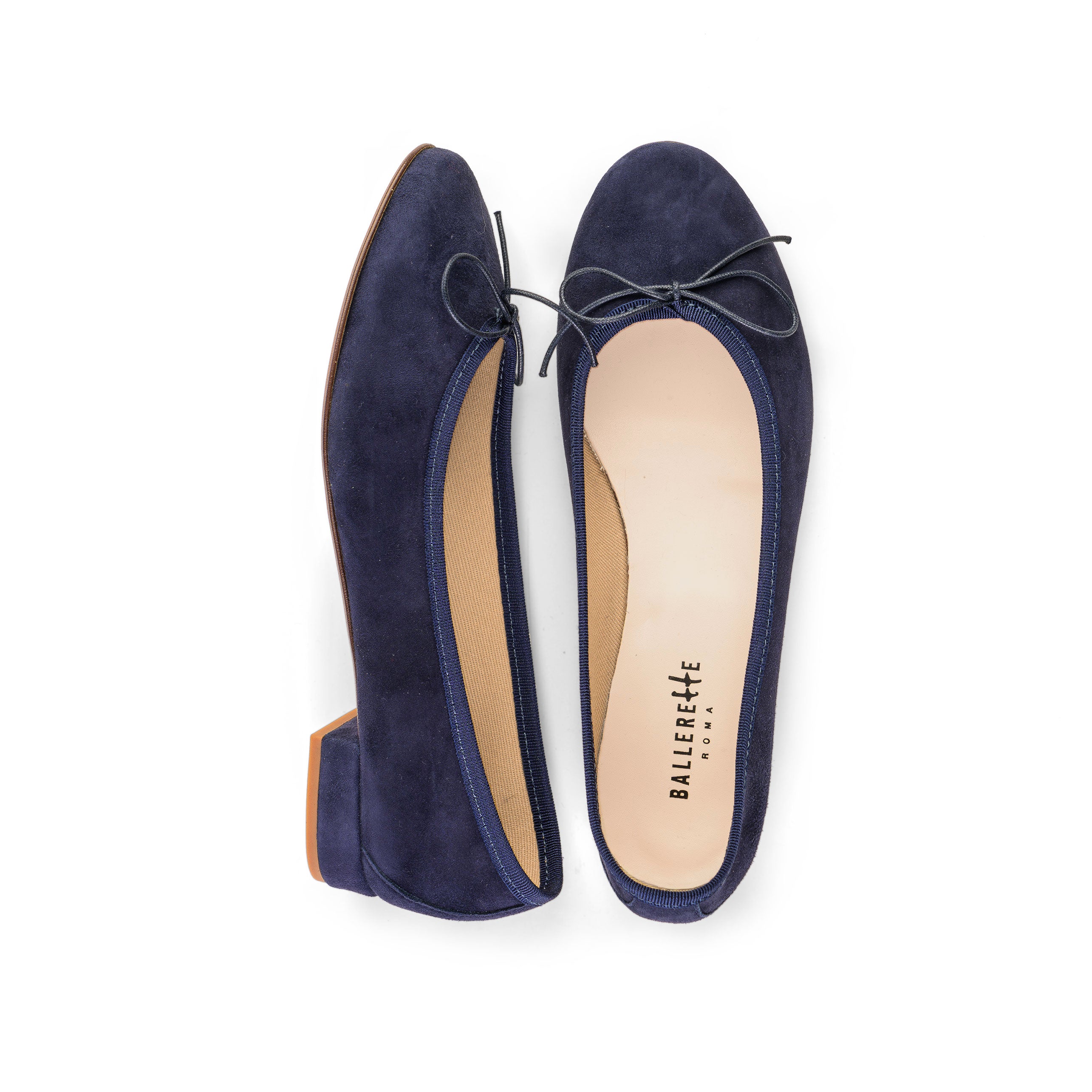 Ballerines bleues à talon en daim