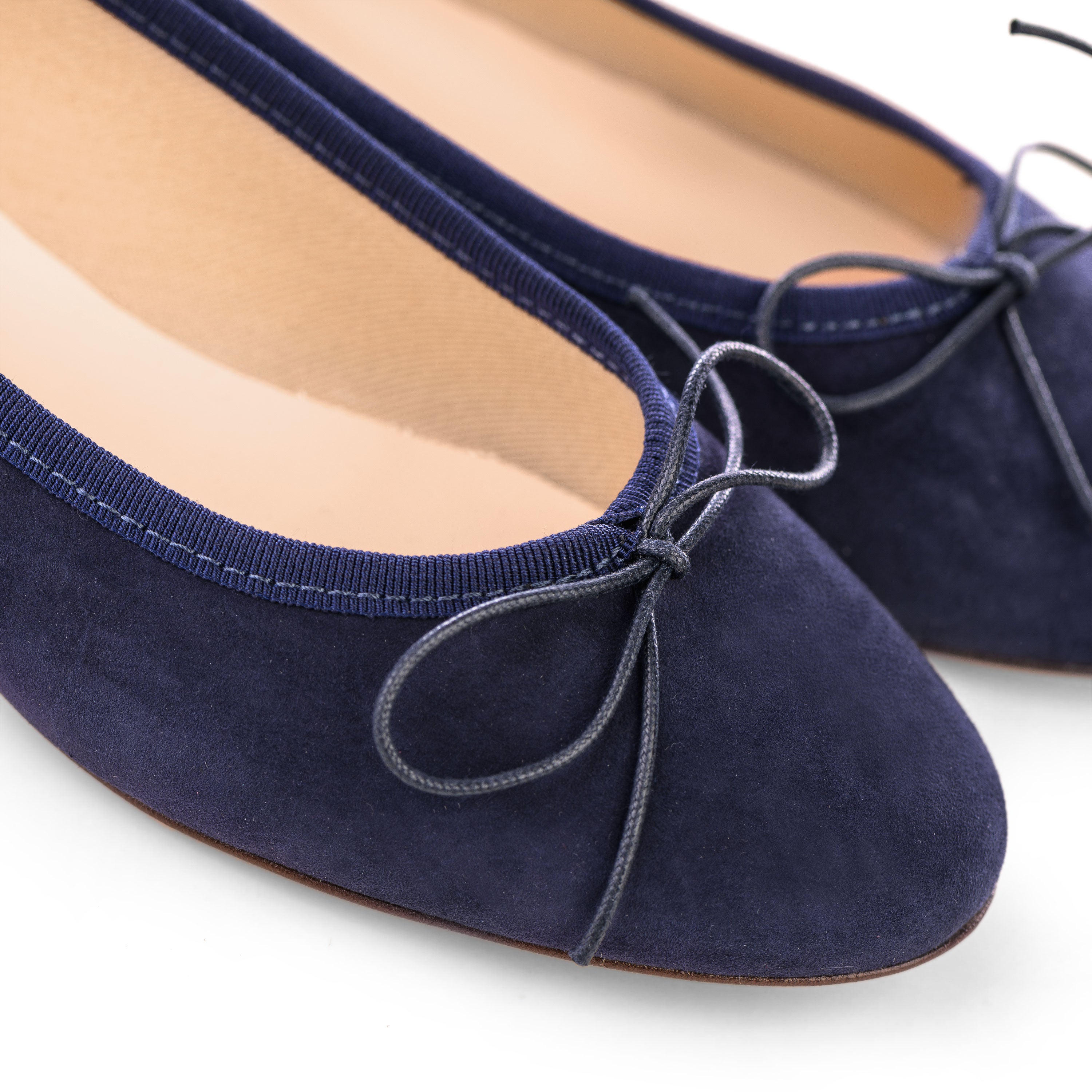 Ballerines bleues à talon en daim