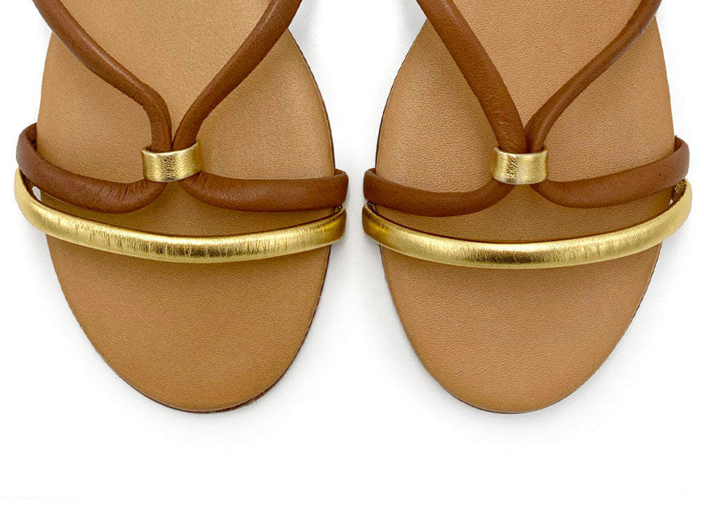 Sandali bassi intrecciati in pelle cuoio e oro