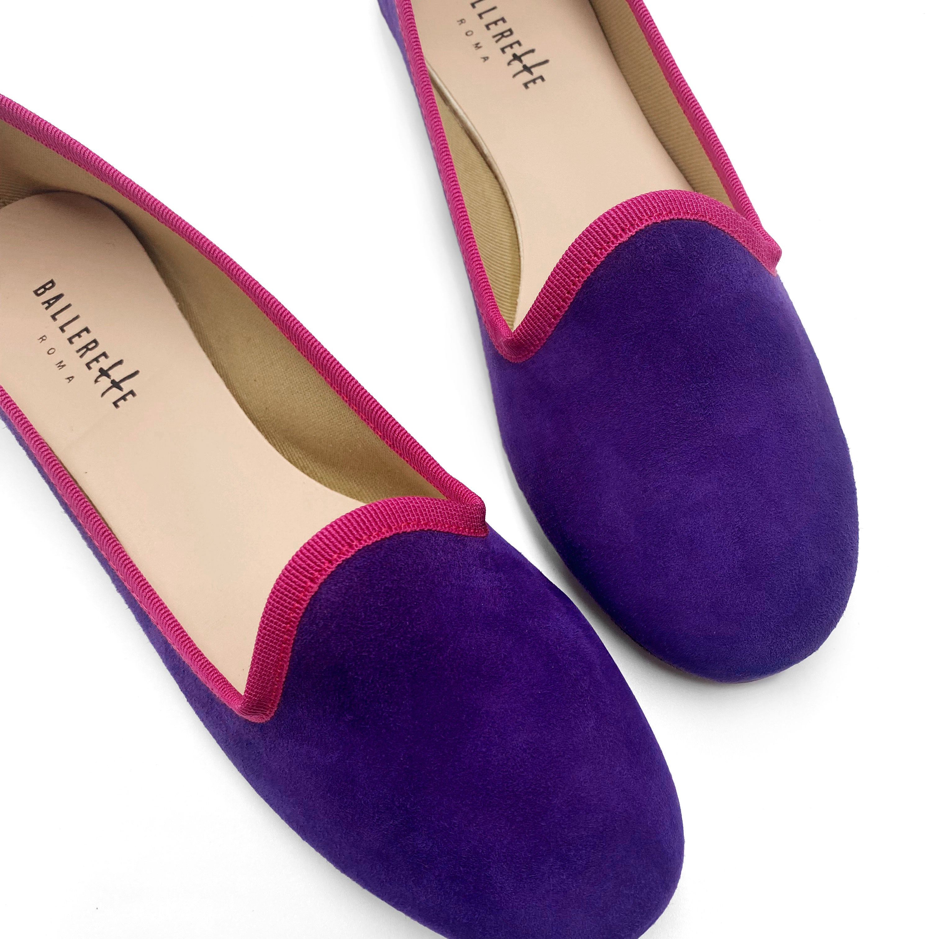 Women loafers in purple suede with fuchsia details