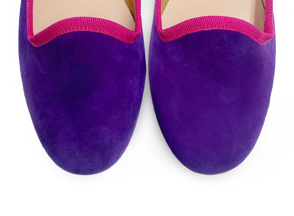 Slippers pour femme en daim violet et détails fuchsia