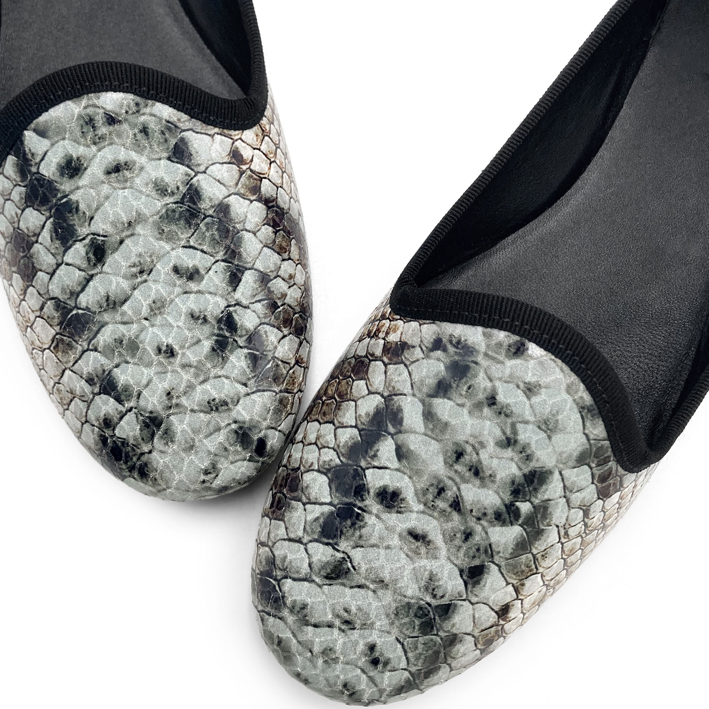 Slippers femme en cuir imprimé python