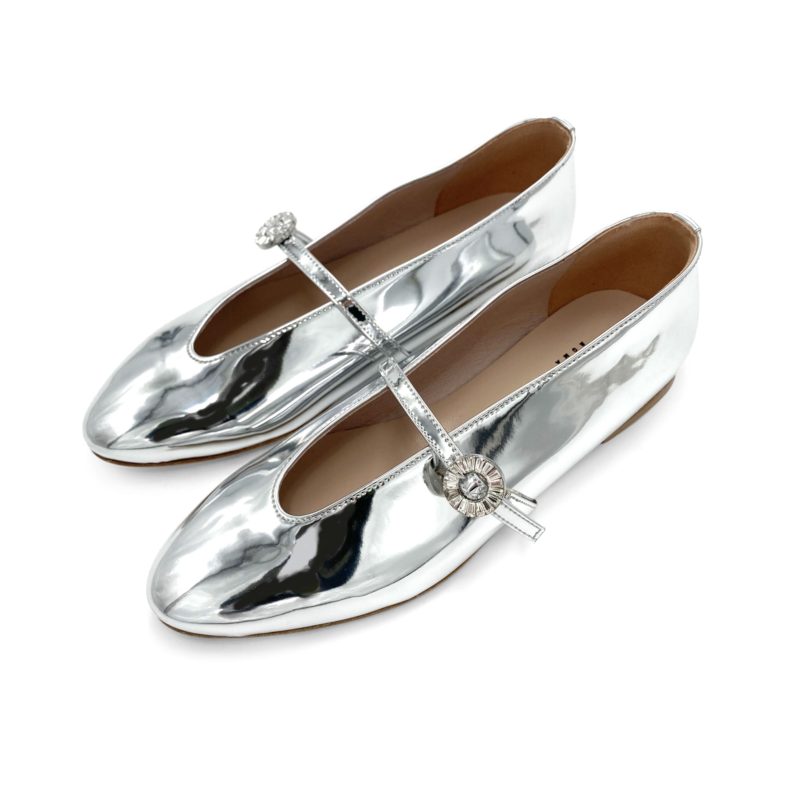 Ballerine argento specchiato con scollo a V e cinturino gioiello