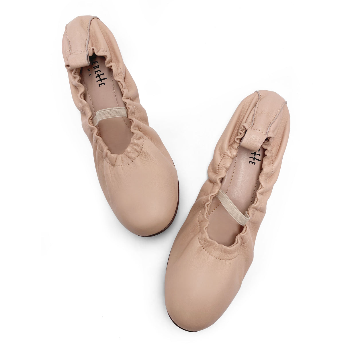 Ballerines montantes en cuir rose poudré à bride élastique