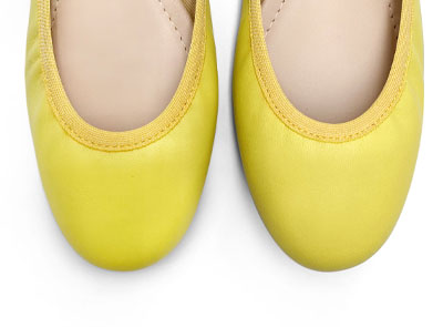 Ballerines à élastique en cuir jaune citron