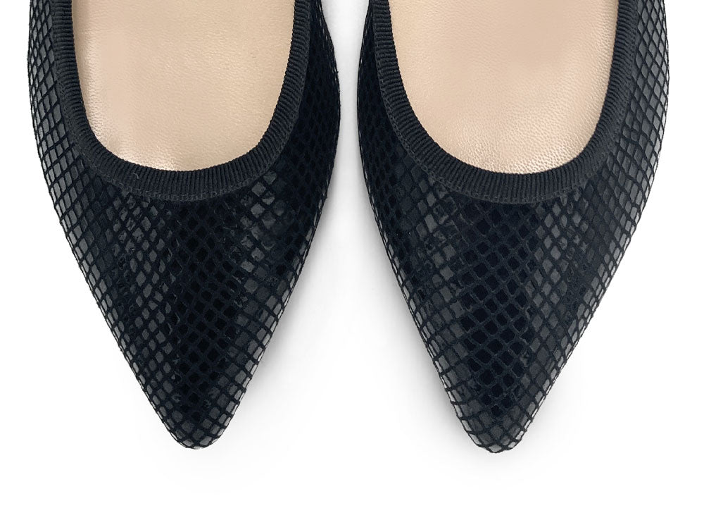 Black laminate leather pointed ballet flats