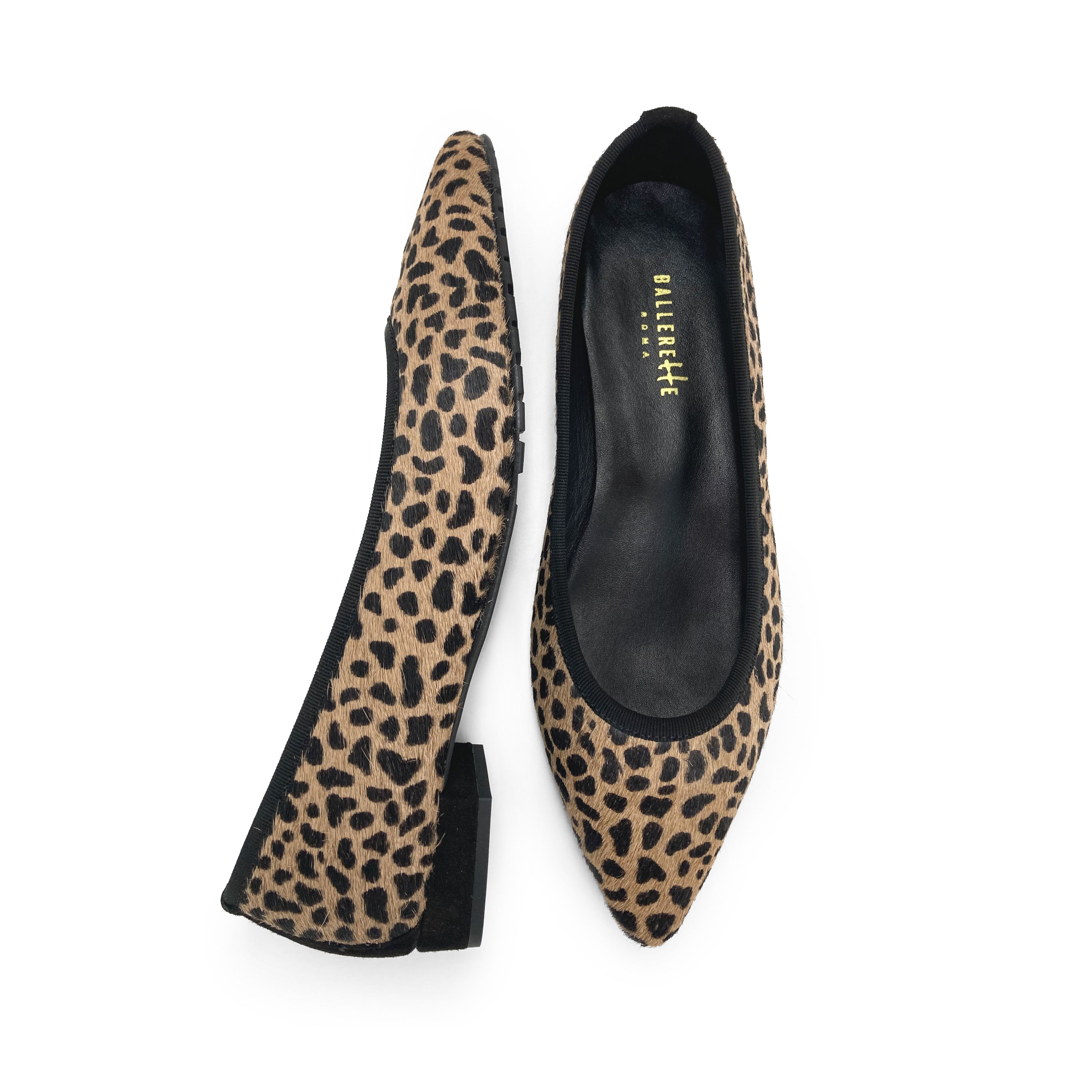 Spitze Ballerinas mit Animal-Print aus geflecktem Ponyfell