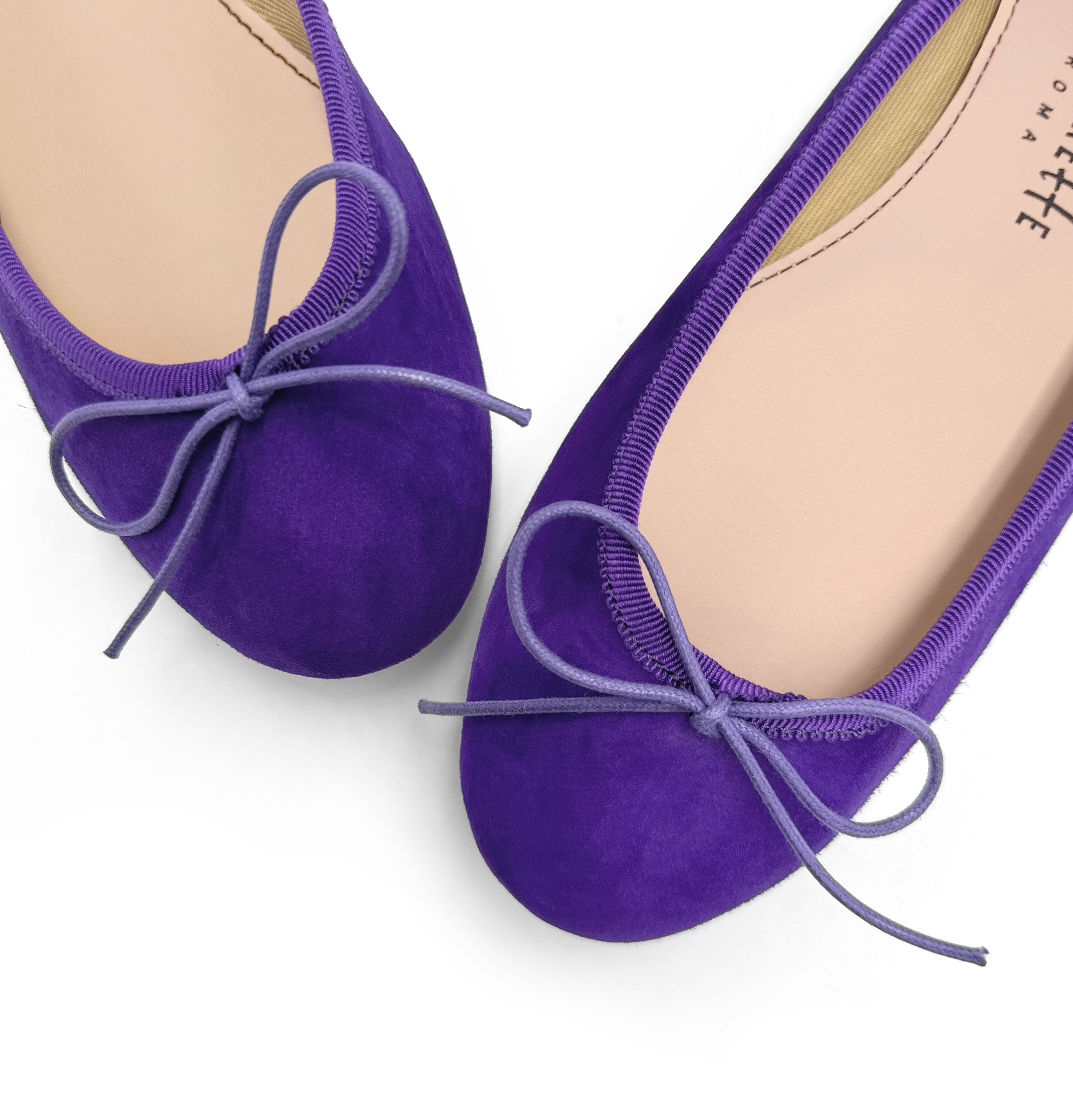 Ballerines en daim couleur violet
