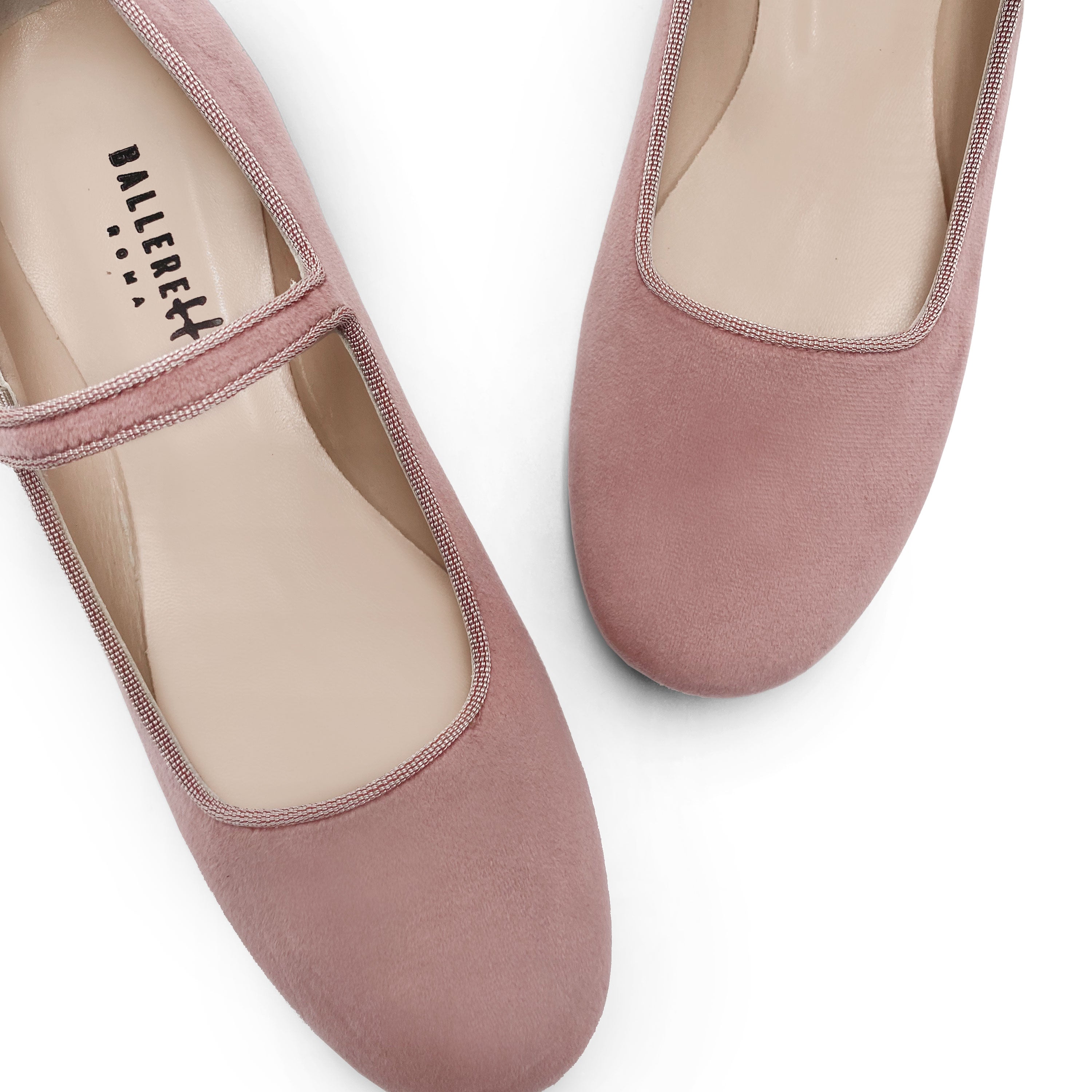 Ballerines en velours vieux rose à bride